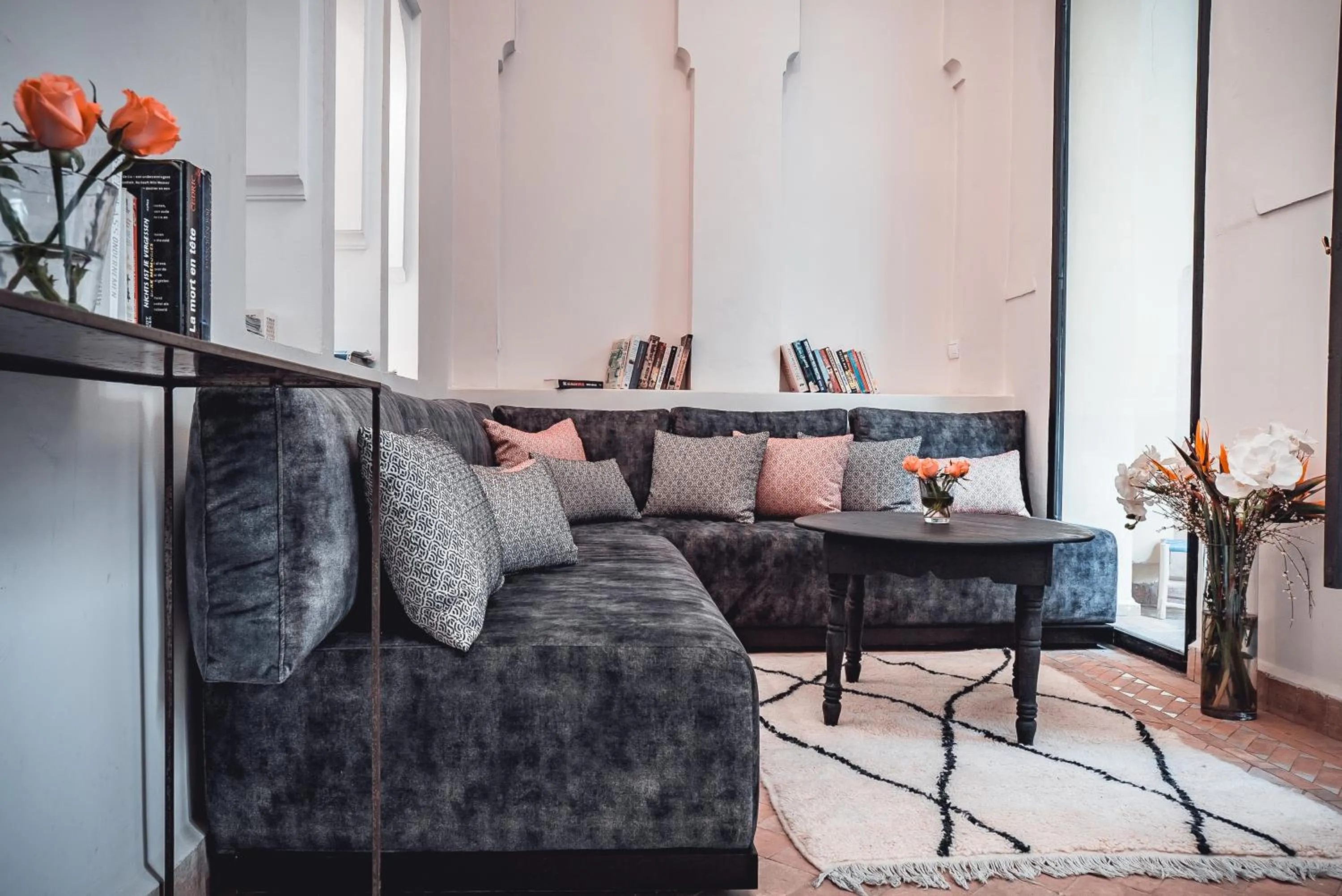 Communal lounge/ TV room in Ambre Epices Medina Riad