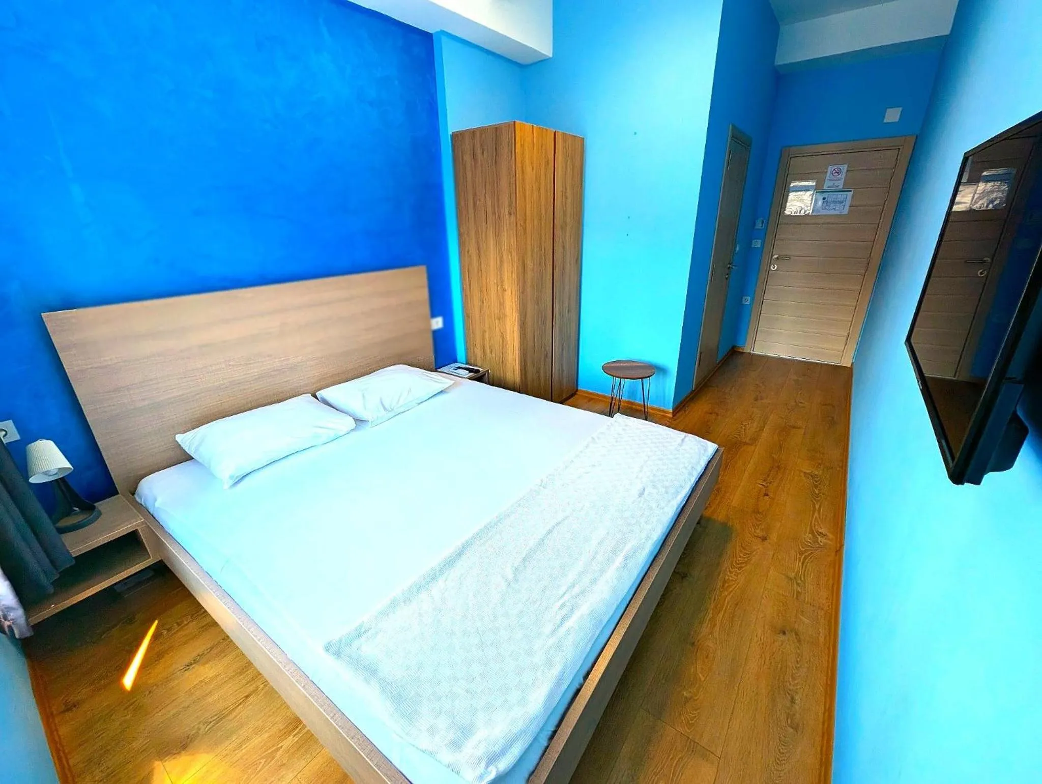 TV and multimedia, Bed in Easy Apartments