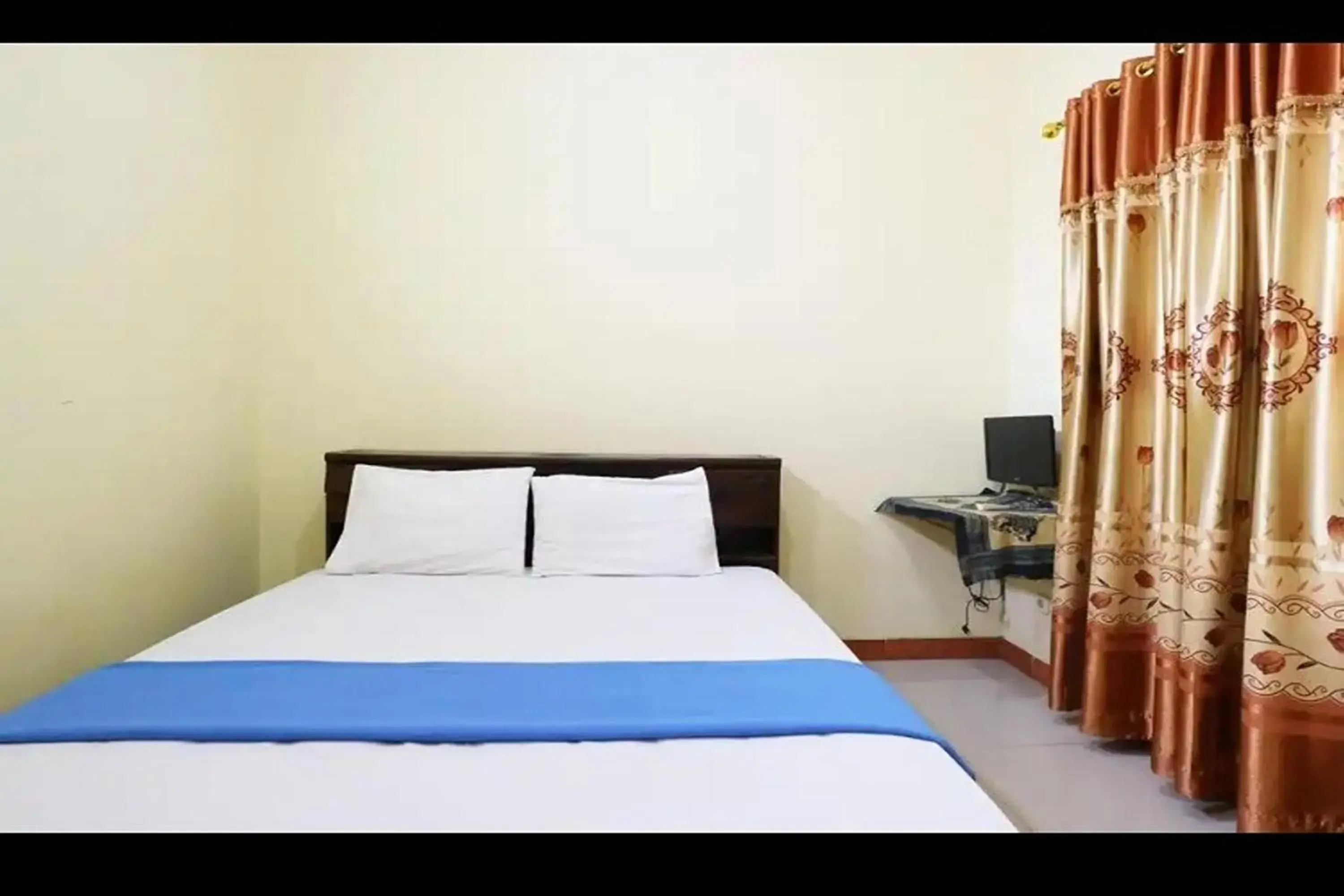 Bed in Hotel Serasi 2