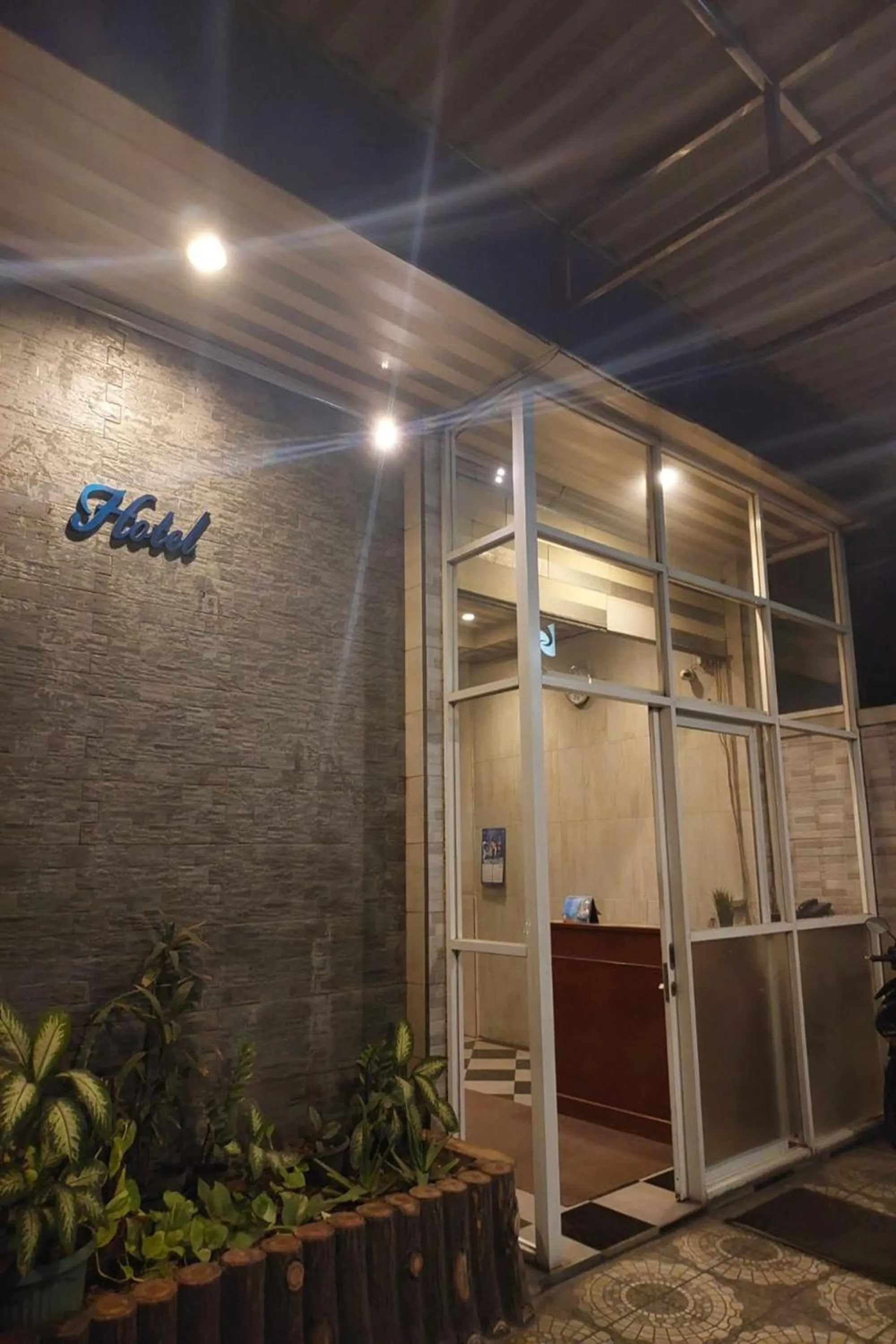 Lobby or reception in Hotel Serasi 2