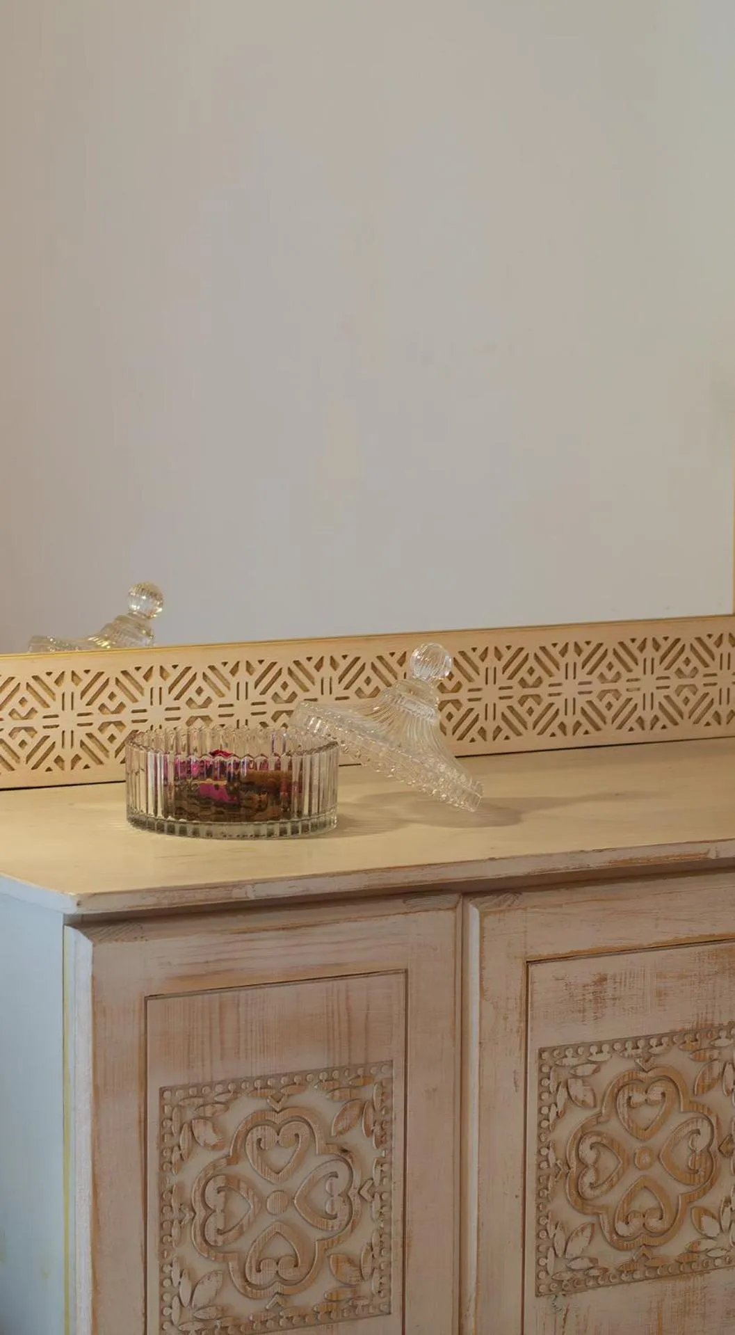 Decorative detail in Riad Al Manara