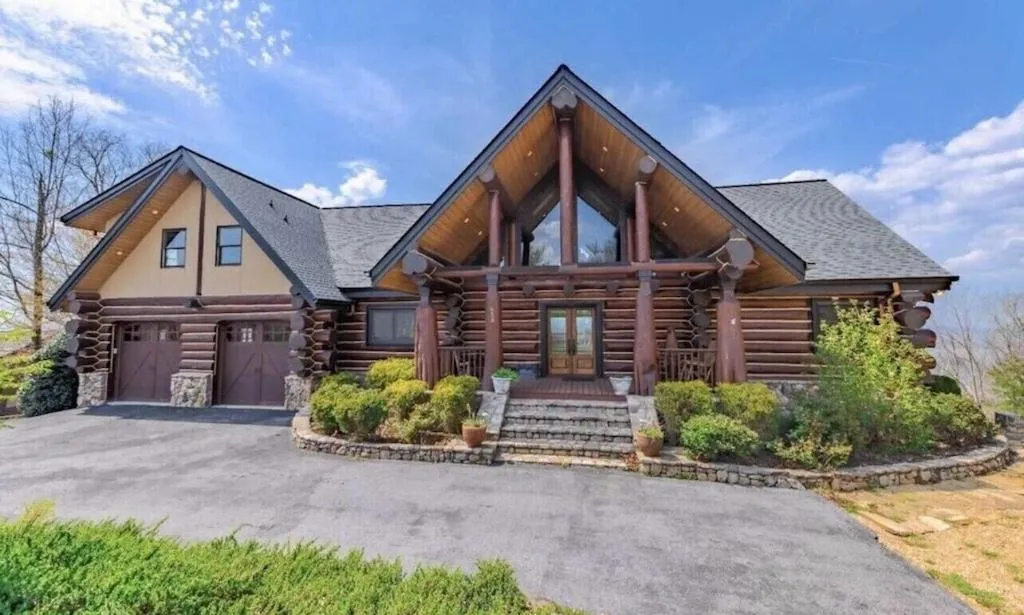 5500 sf cabin 6 king 2 queen beds heated pool spa game room mountain views
