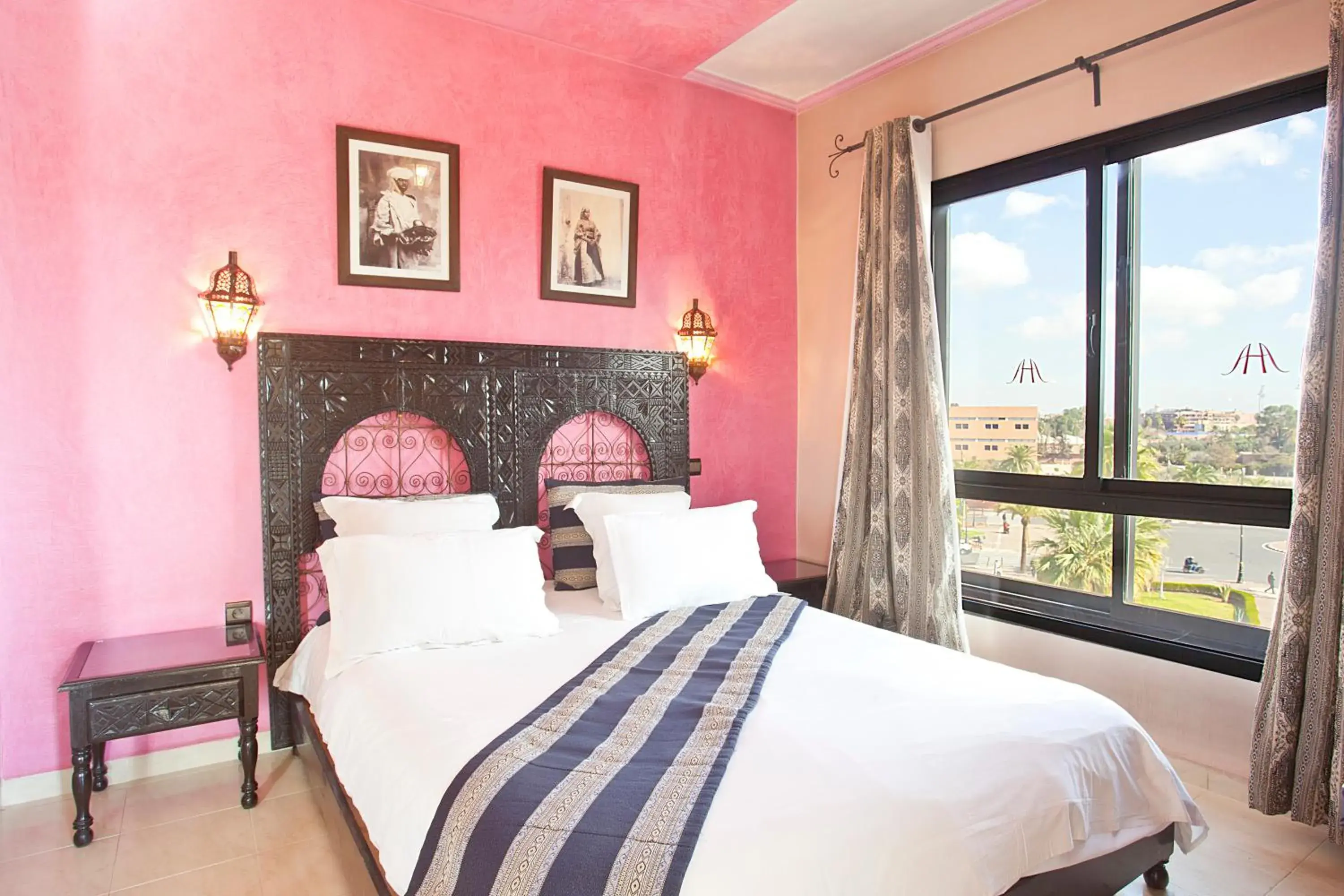 Bed in Amani Hotel Suites & Spa Bed in Amani Hotel Suites & Spa