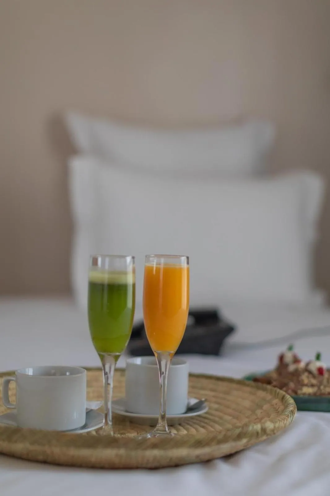 Restaurant/places to eat in Amani Hotel Suites & Spa