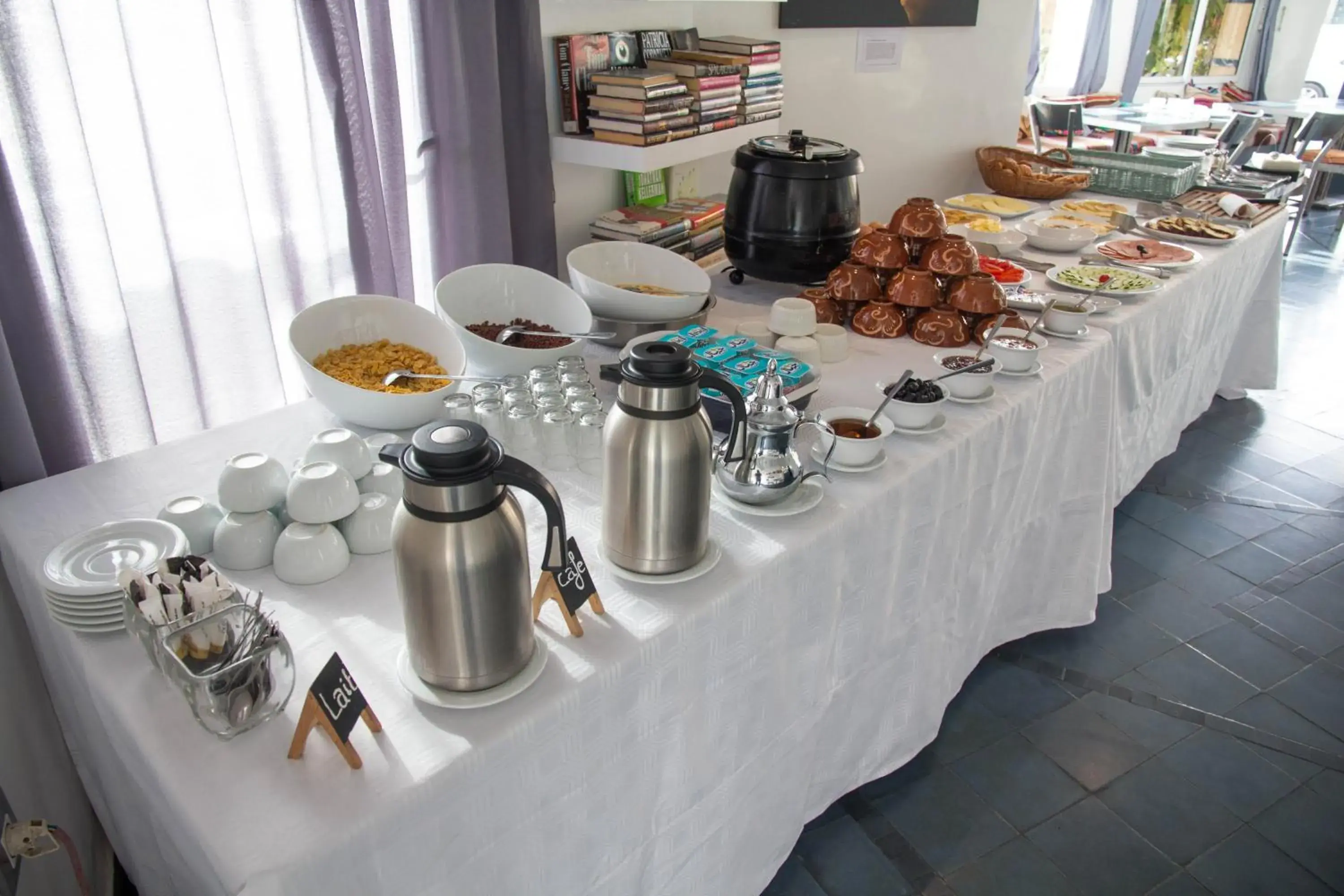 Restaurant/places to eat in Amani Hotel Suites & Spa Restaurant/places to eat in Amani Hotel Suites & Spa