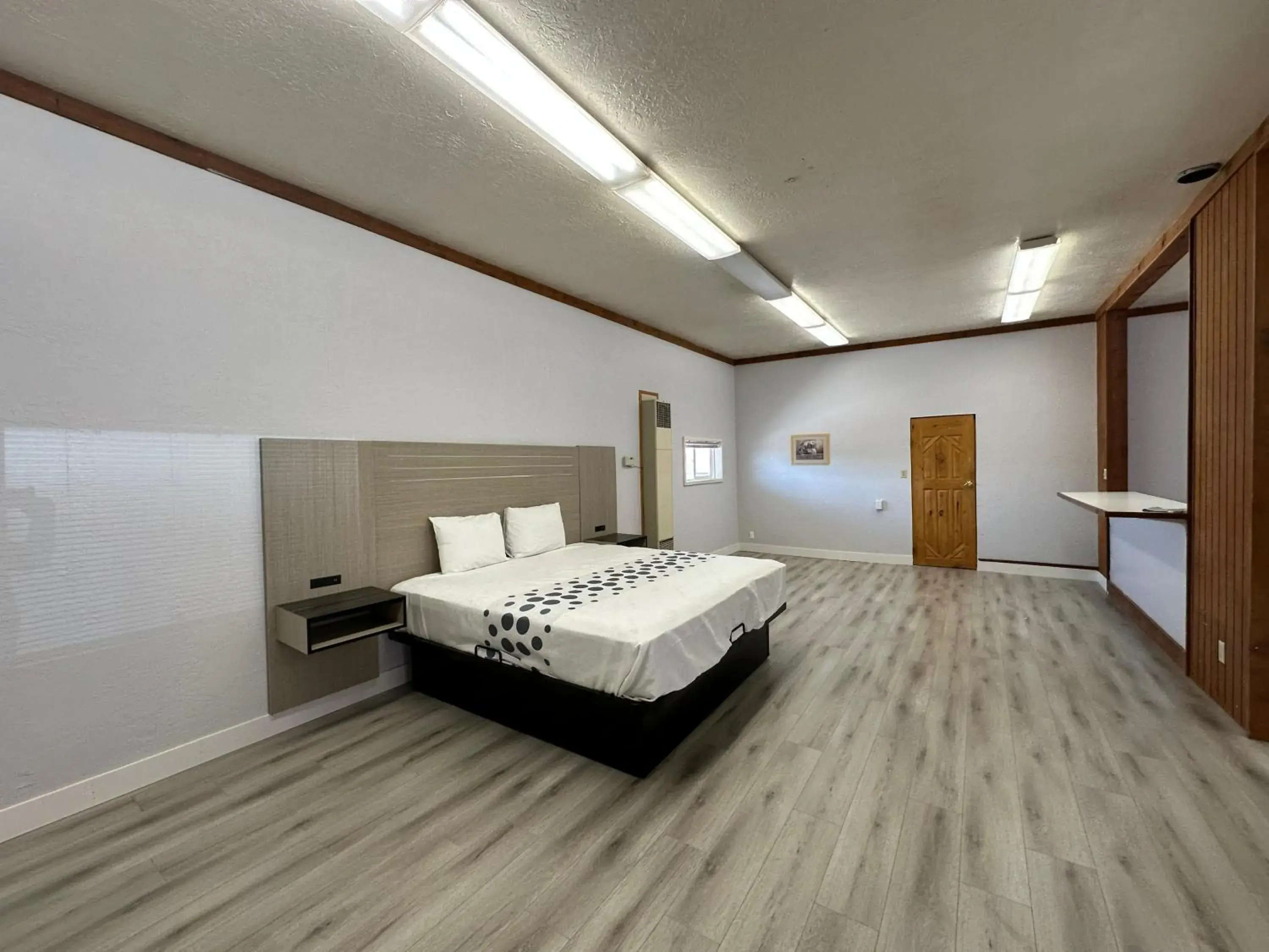 Bed in Hotel 191 - Moab Bed in Hotel 191 - Moab