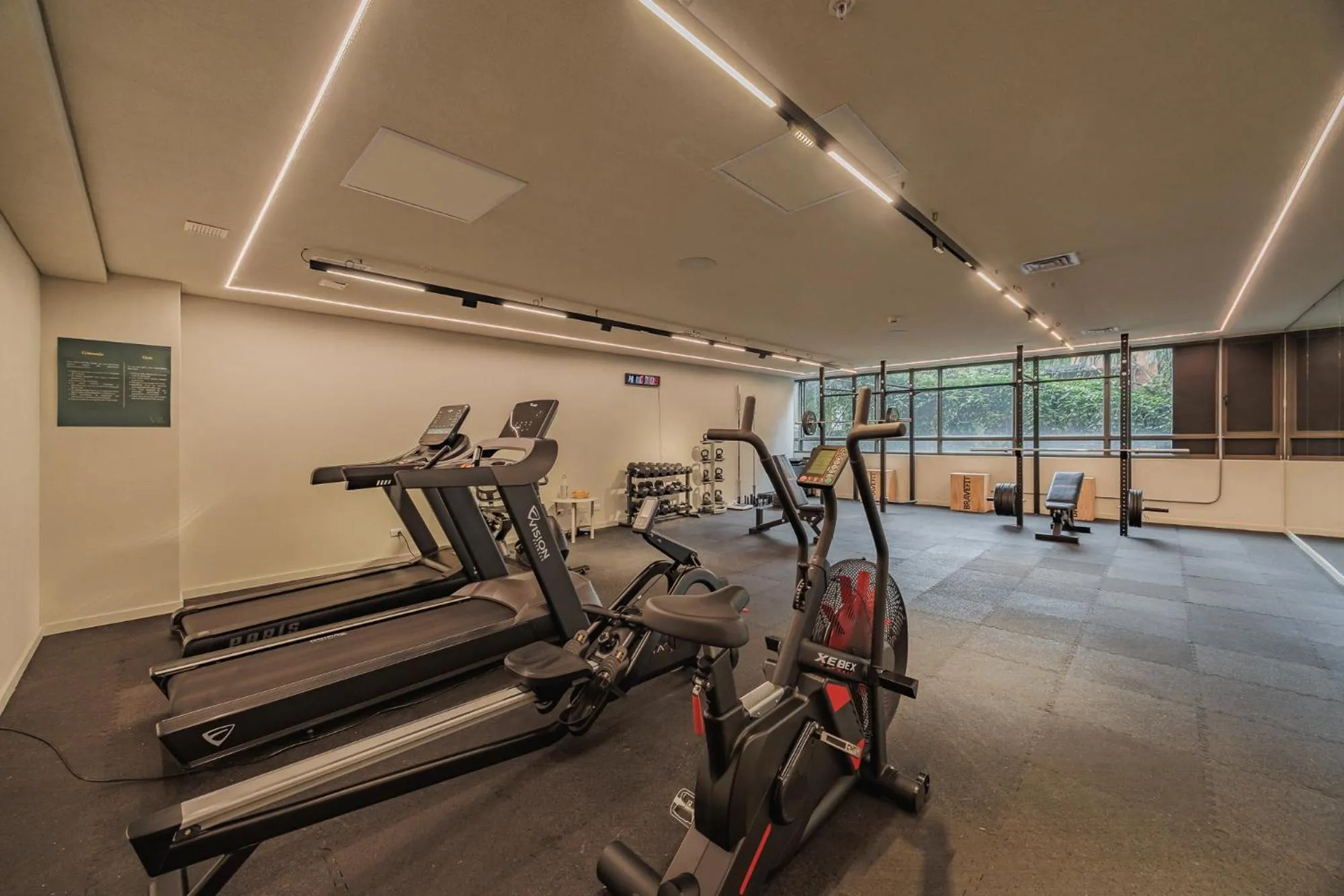Fitness centre/facilities in Versus Hotel