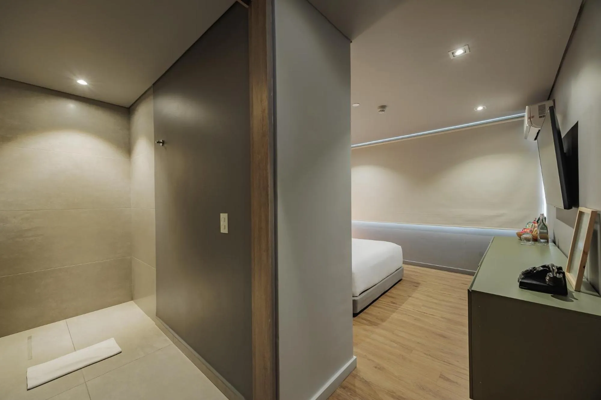 Bedroom in Versus Hotel