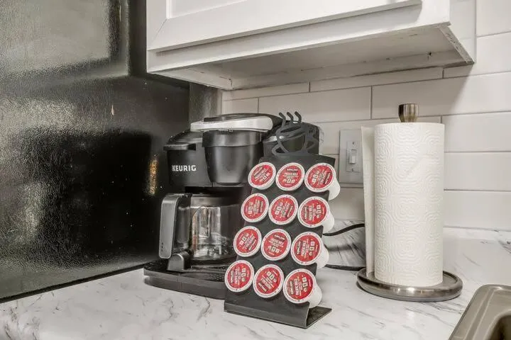 EntirePlace FastWifi Washer Dryer 4KTV PetsAllowed