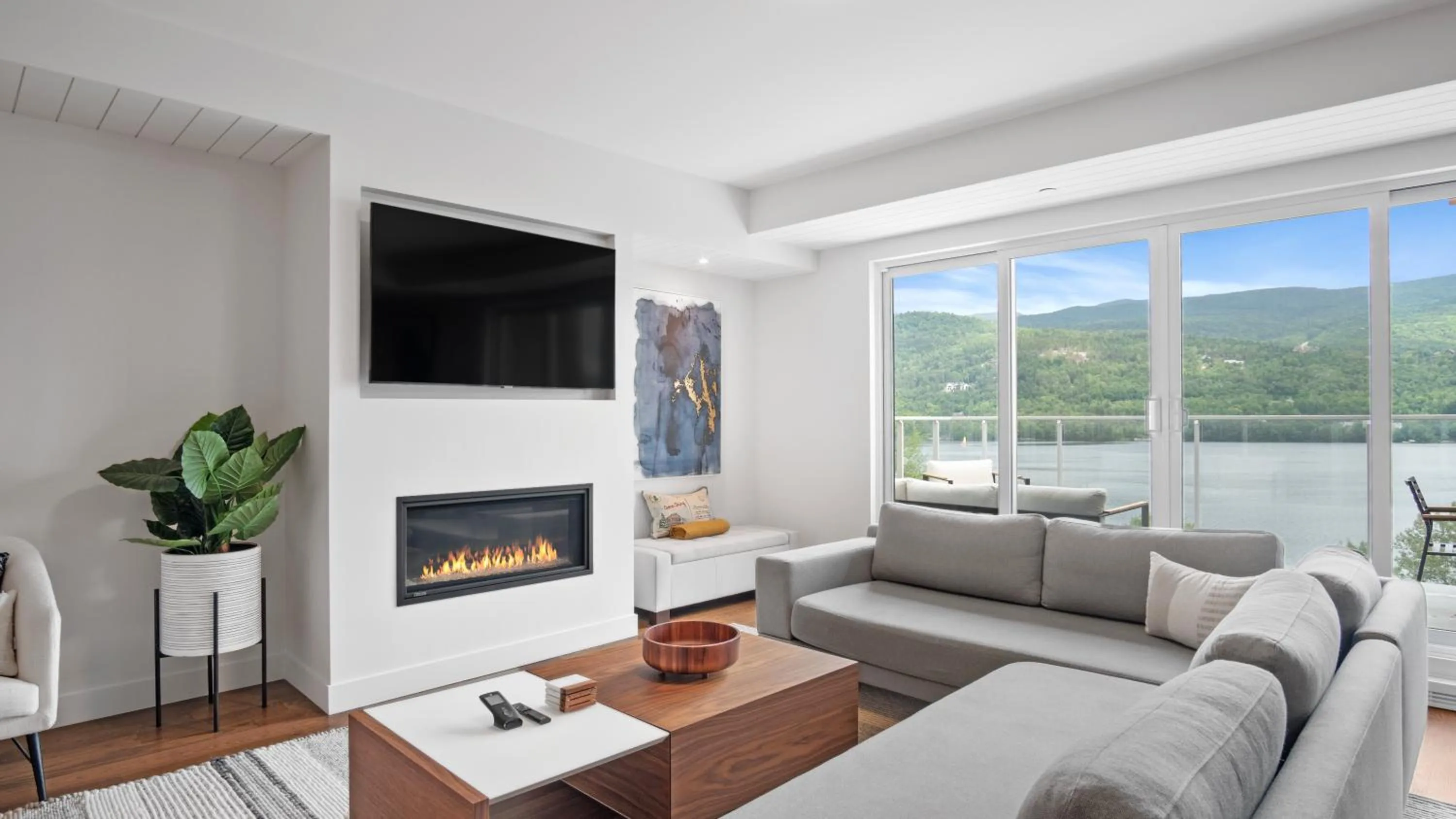 Lago by Tremblant Platinum