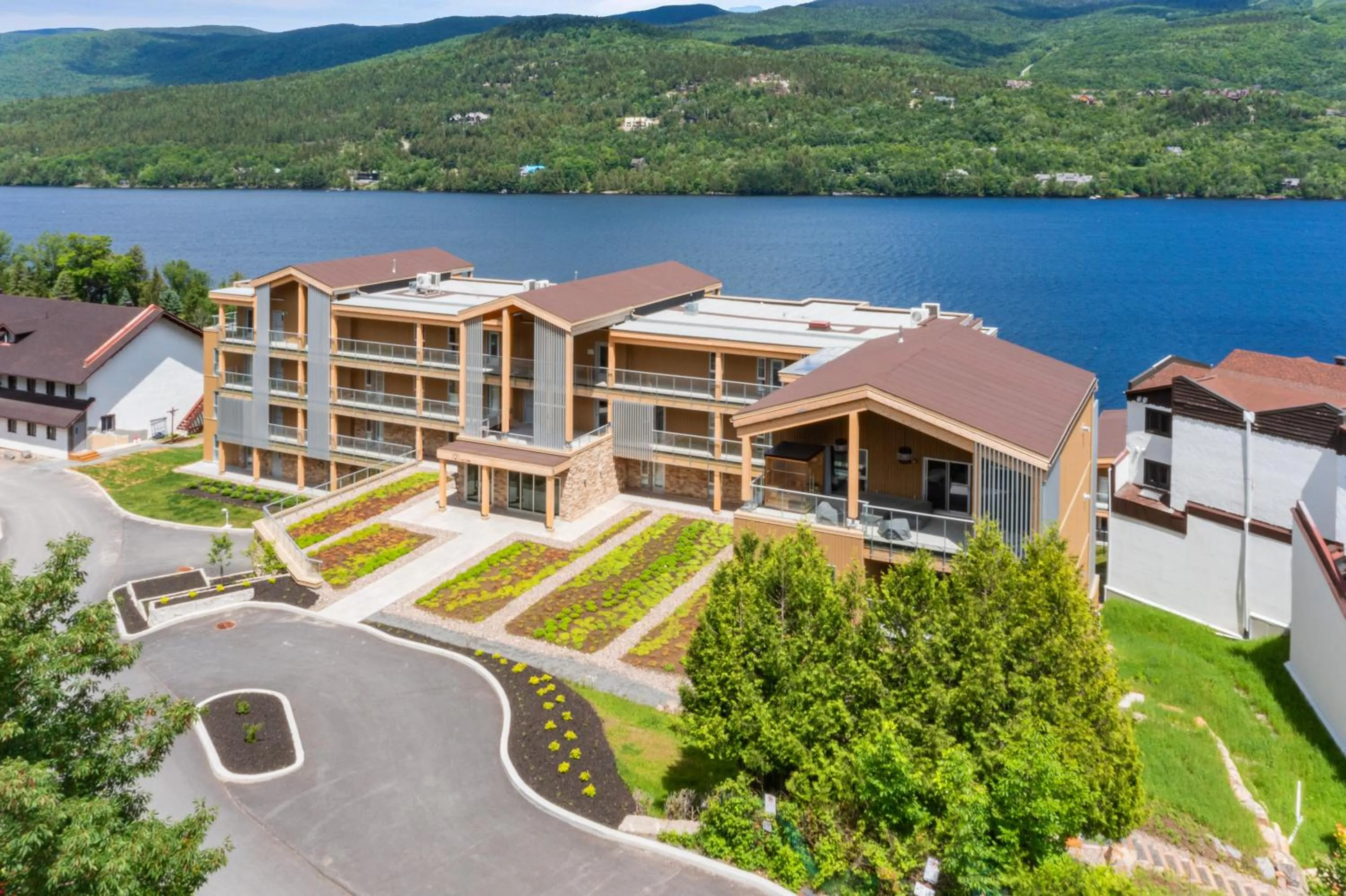 Lago by Tremblant Platinum