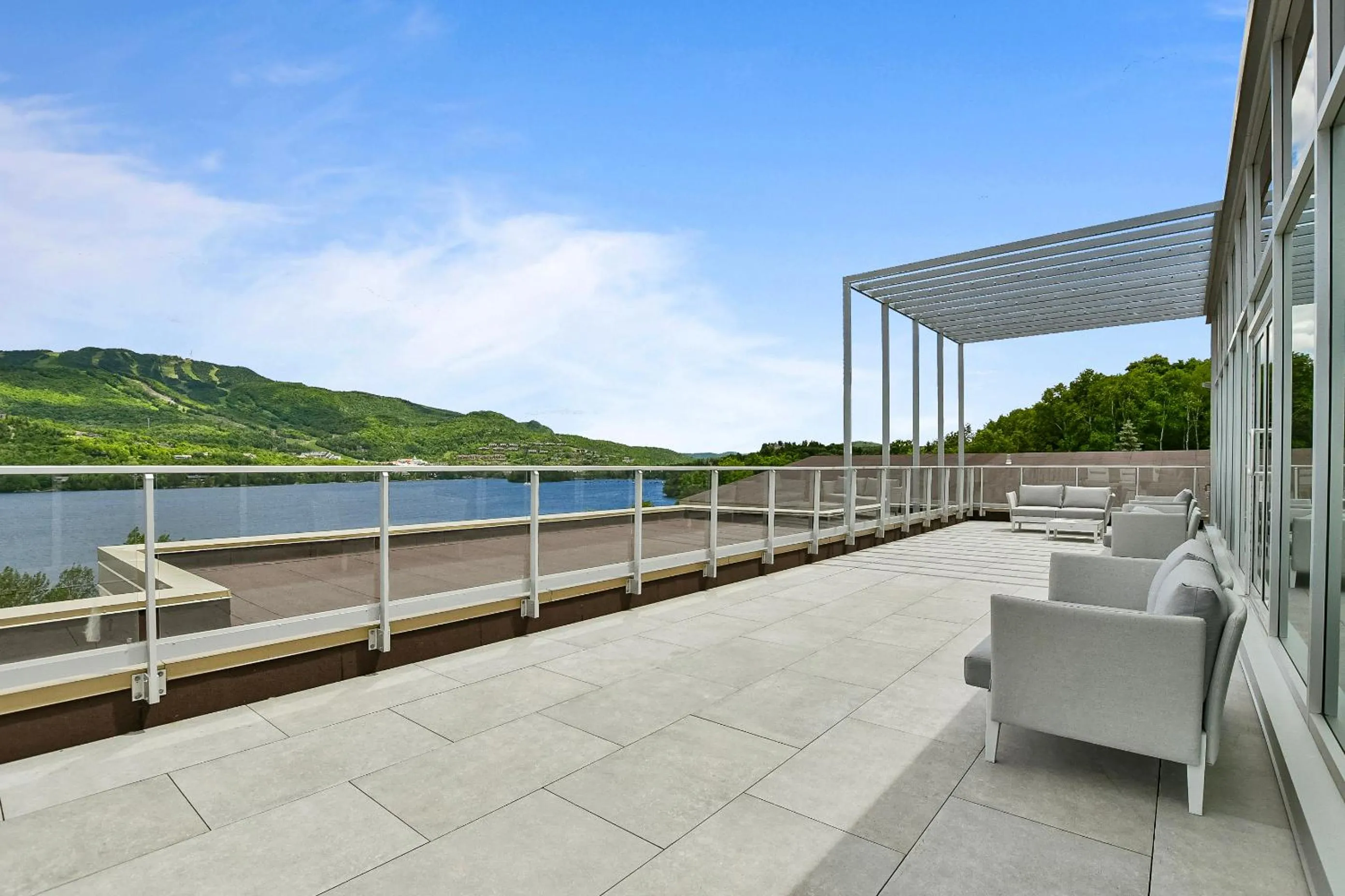 Lago by Tremblant Platinum