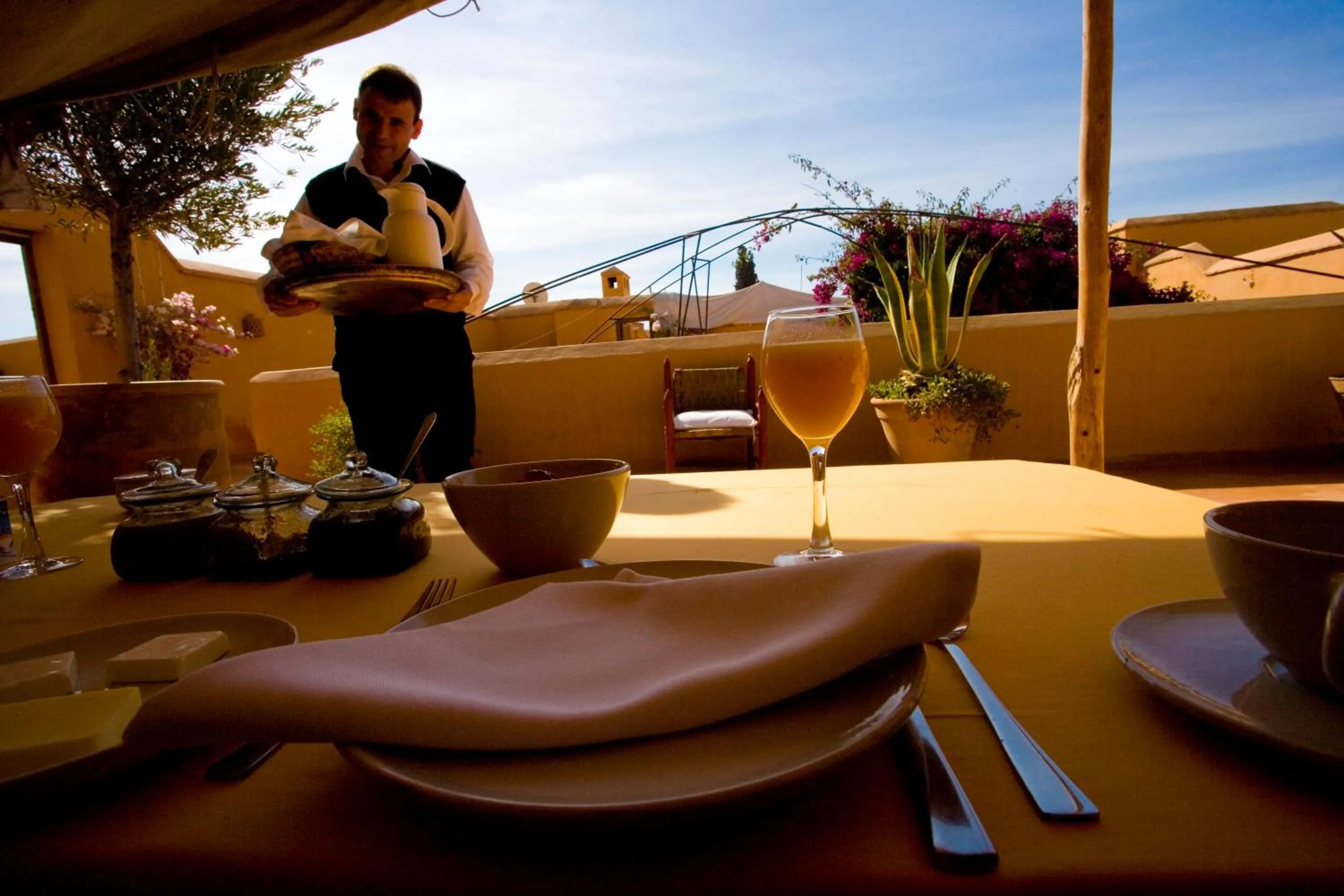 Continental breakfast in Riyad El Cadi
