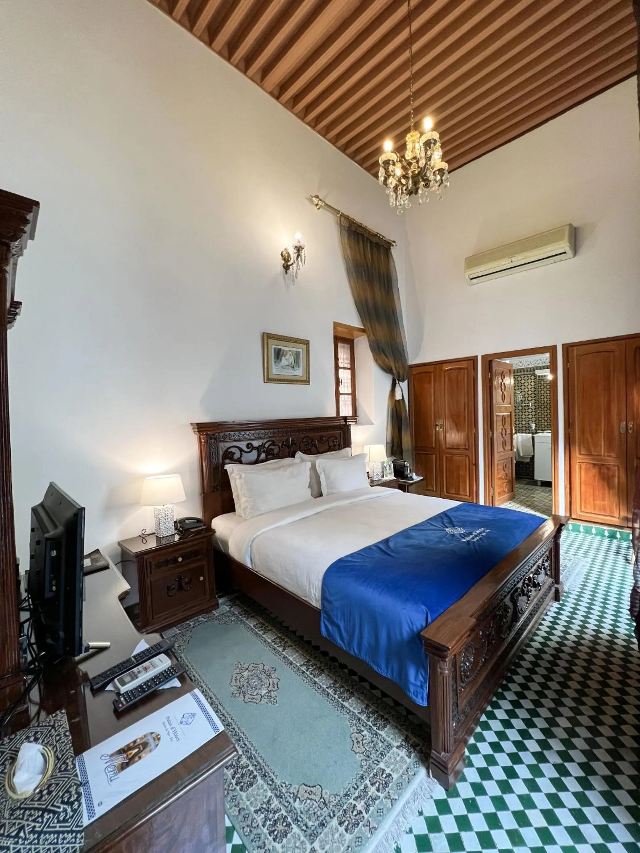 Bedroom, Bed in Le Riad Palais d'hotes Suites & Spa Fes