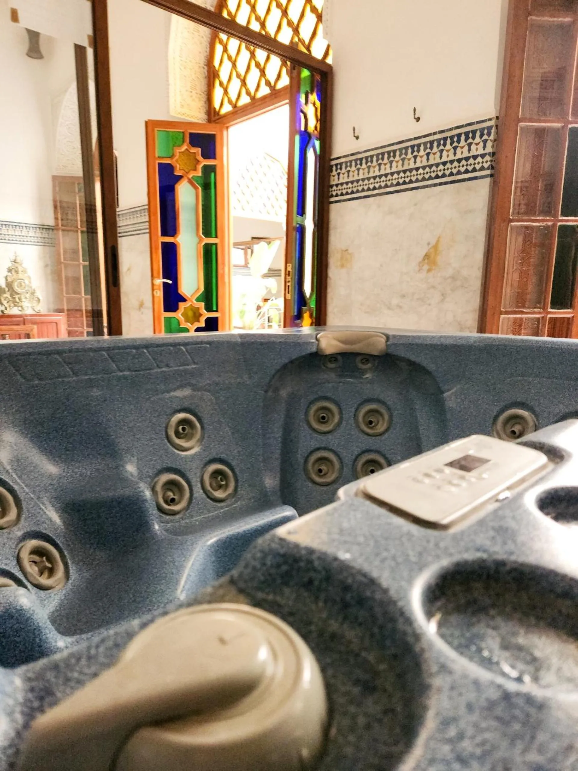 Hot Tub in Le Riad Palais d'hotes Suites & Spa Fes