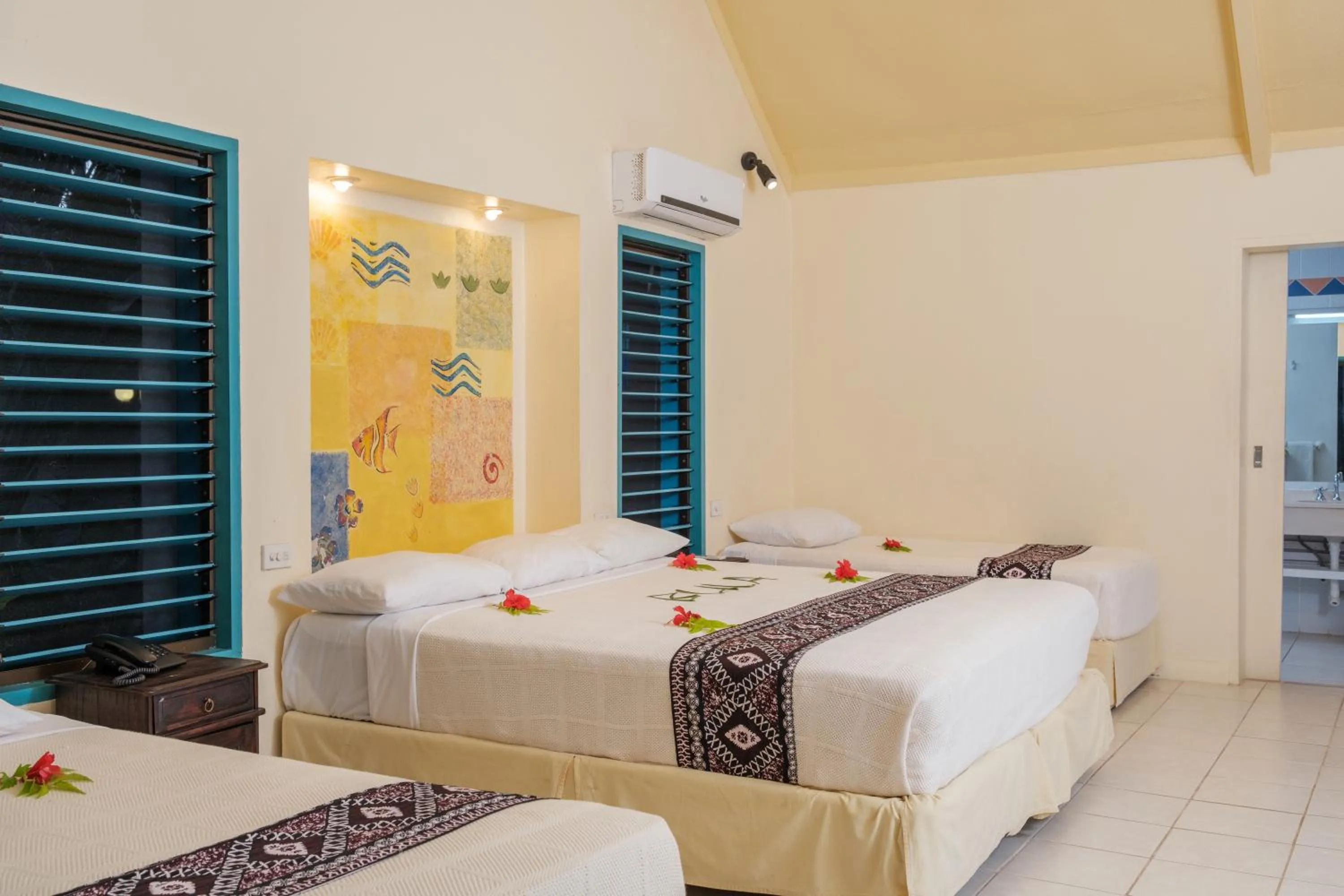 Bed in Fiji Hideaway Resort & Spa