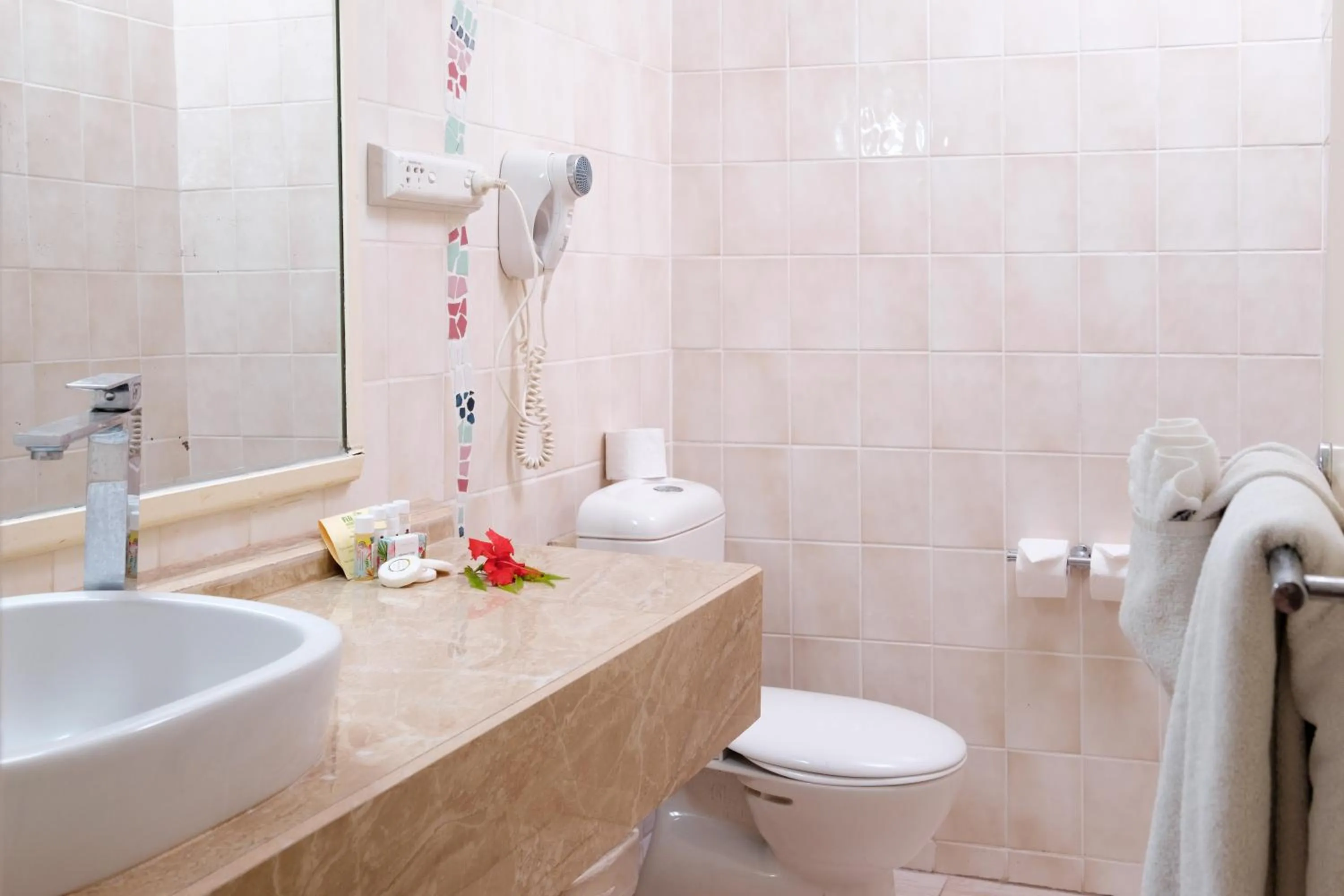 Fiji Hideaway Resort & Spa