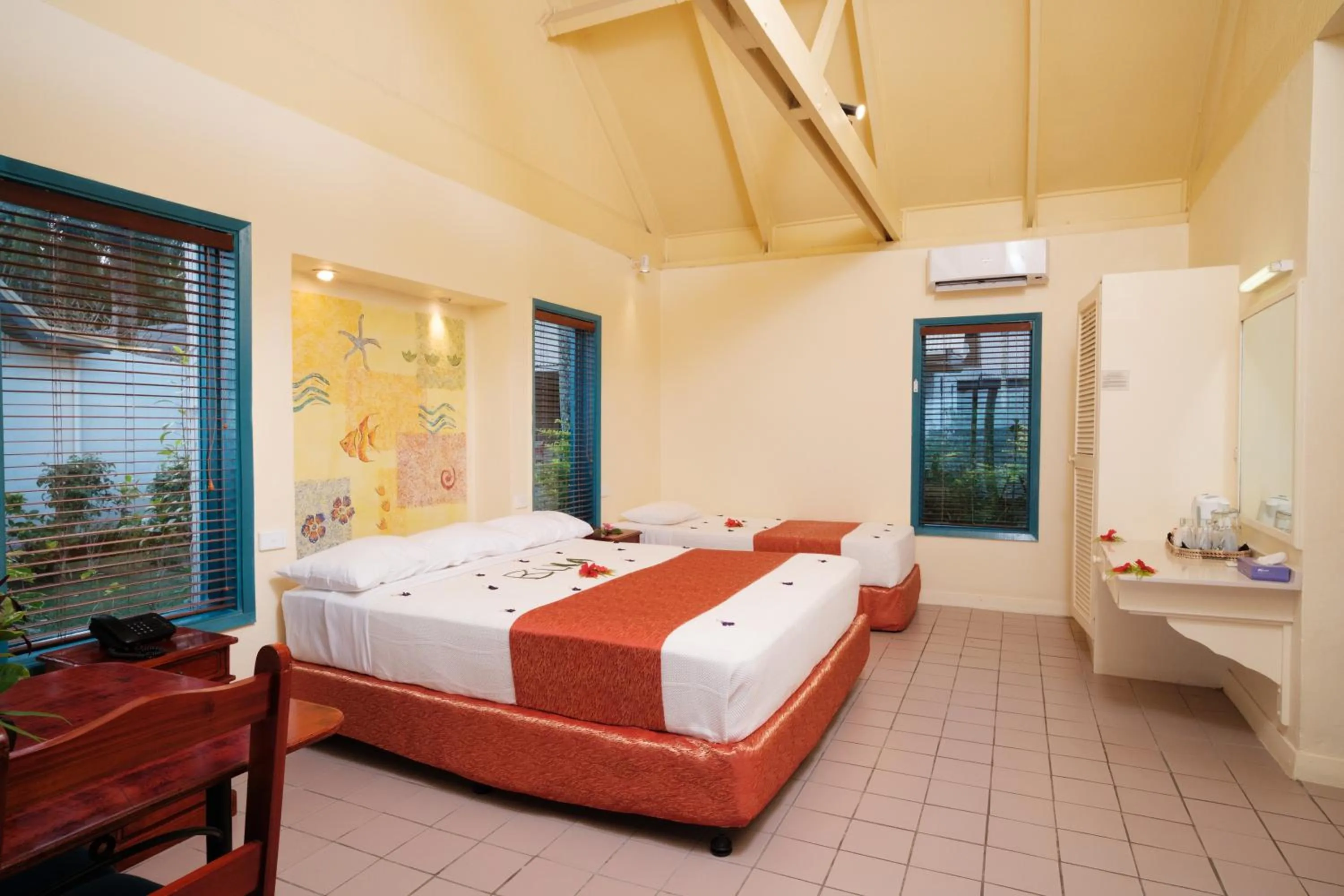 Bed in Fiji Hideaway Resort & Spa