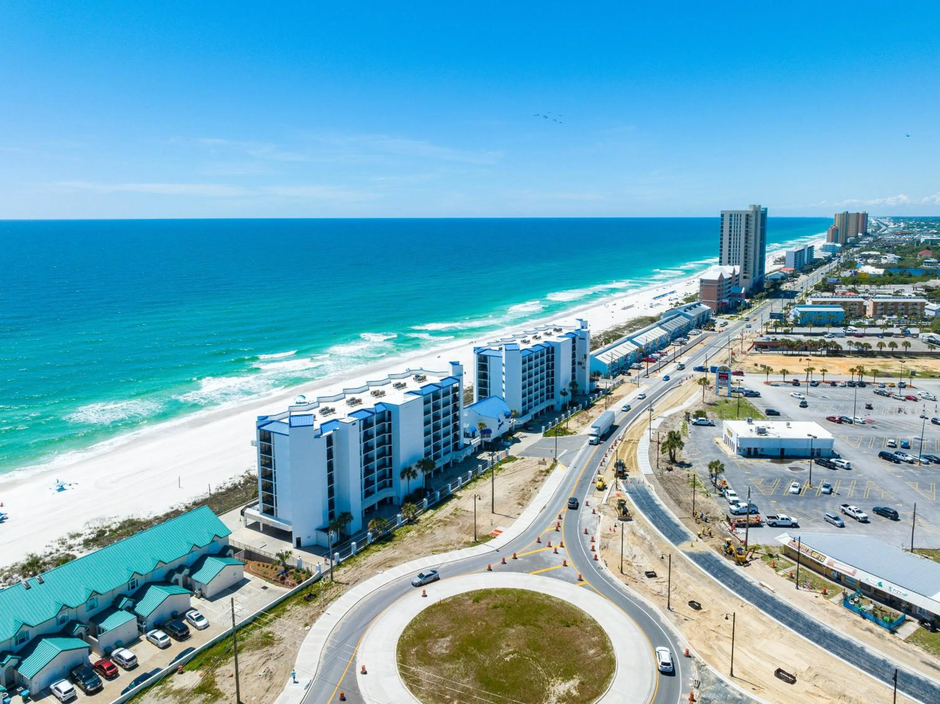 AquaVista Beach Resort by Sand Seeker Vacations