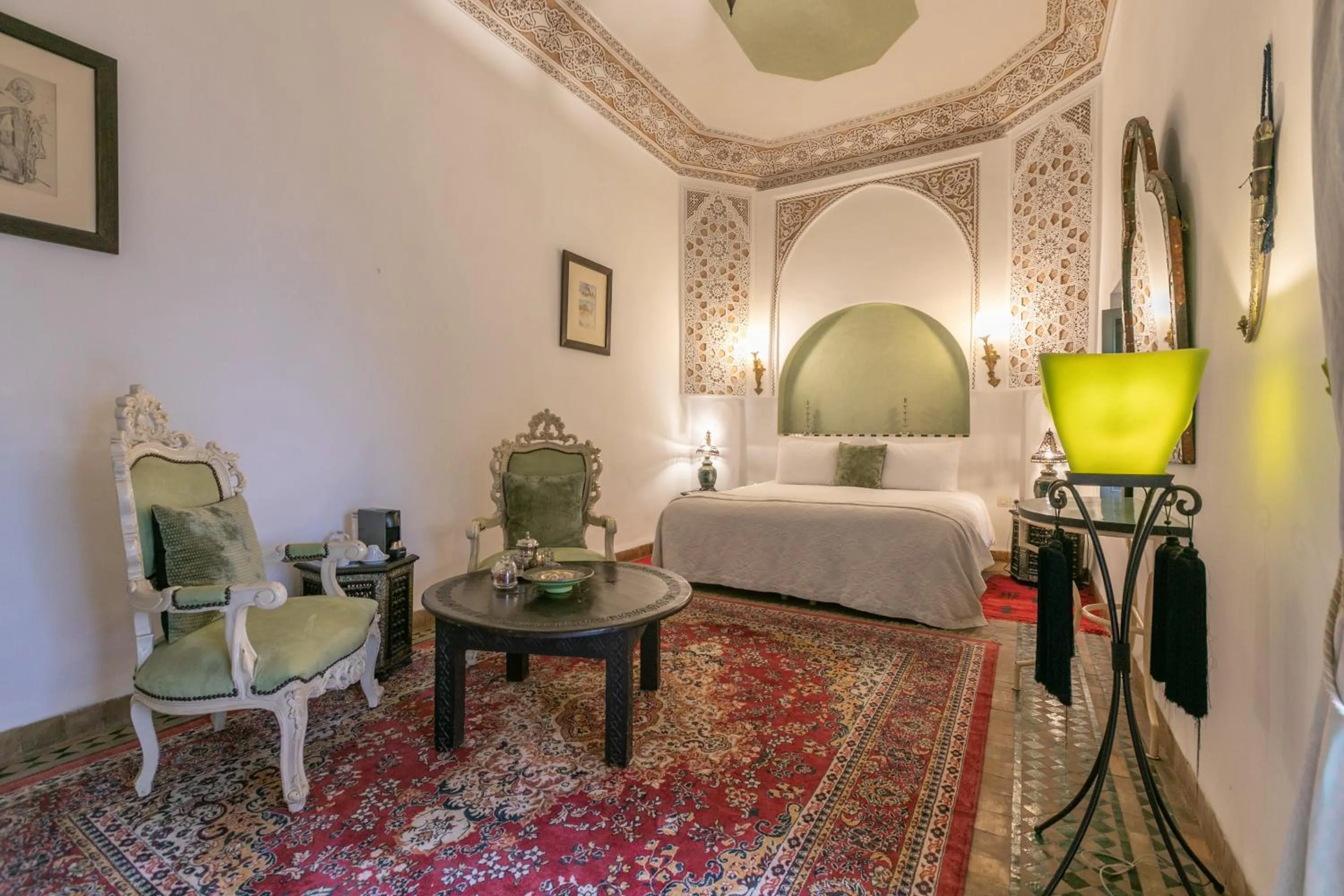 Bed in Riad Les Trois Palmiers El Bacha