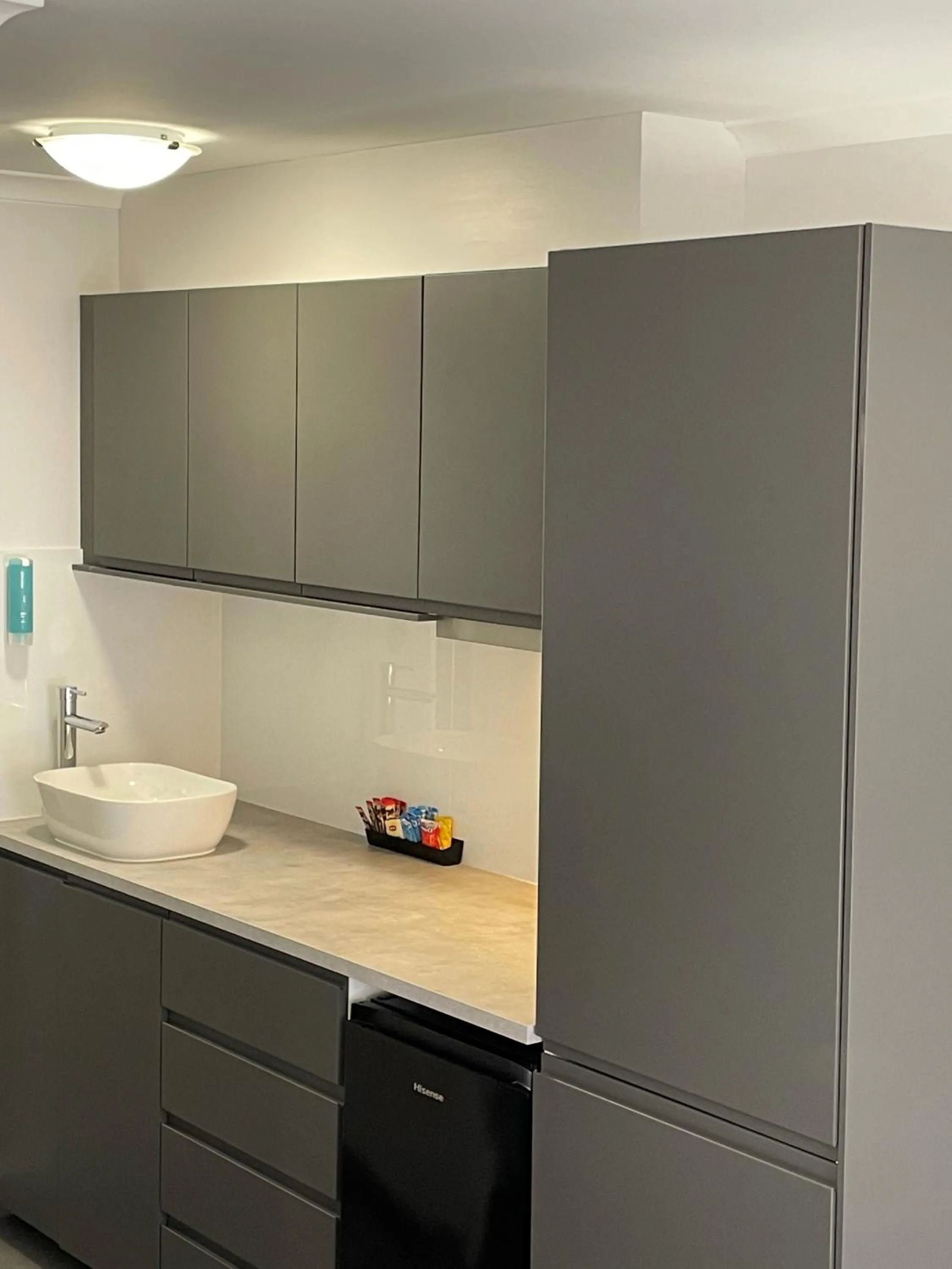 Kitchen or kitchenette in Barham Bridge Motor Inn