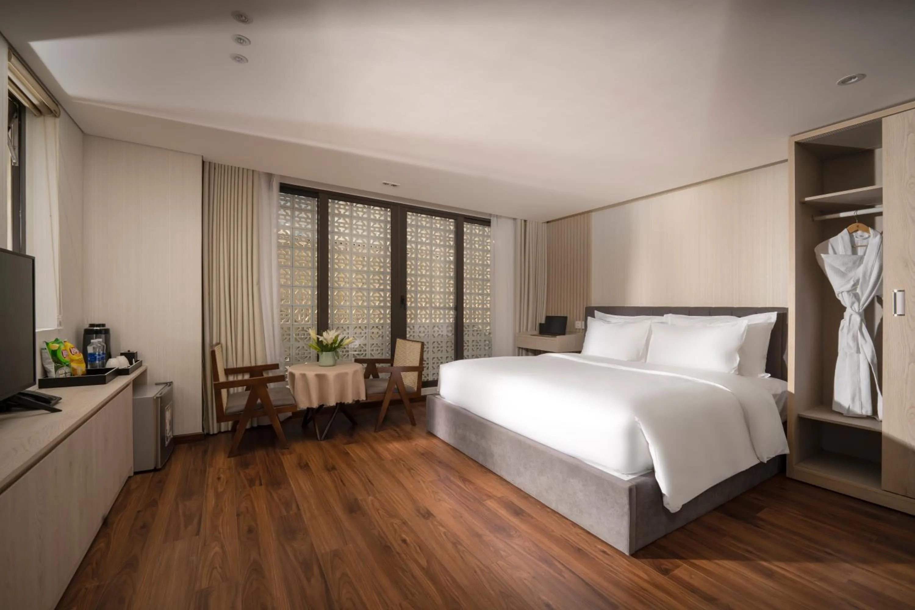 Bed in Tashi Ocean Garden & Apartment Da Nang - My Khe Beach