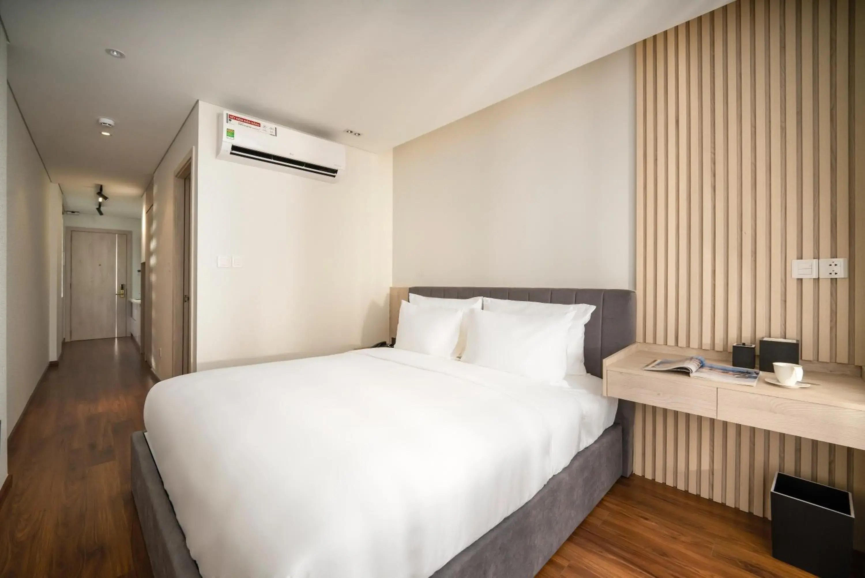 Photo of the whole room, Bed in Tashi Ocean Garden & Apartment Da Nang - My Khe Beach Photo of the whole room, Bed in Tashi Ocean Garden & Apartment Da Nang - My Khe Beach