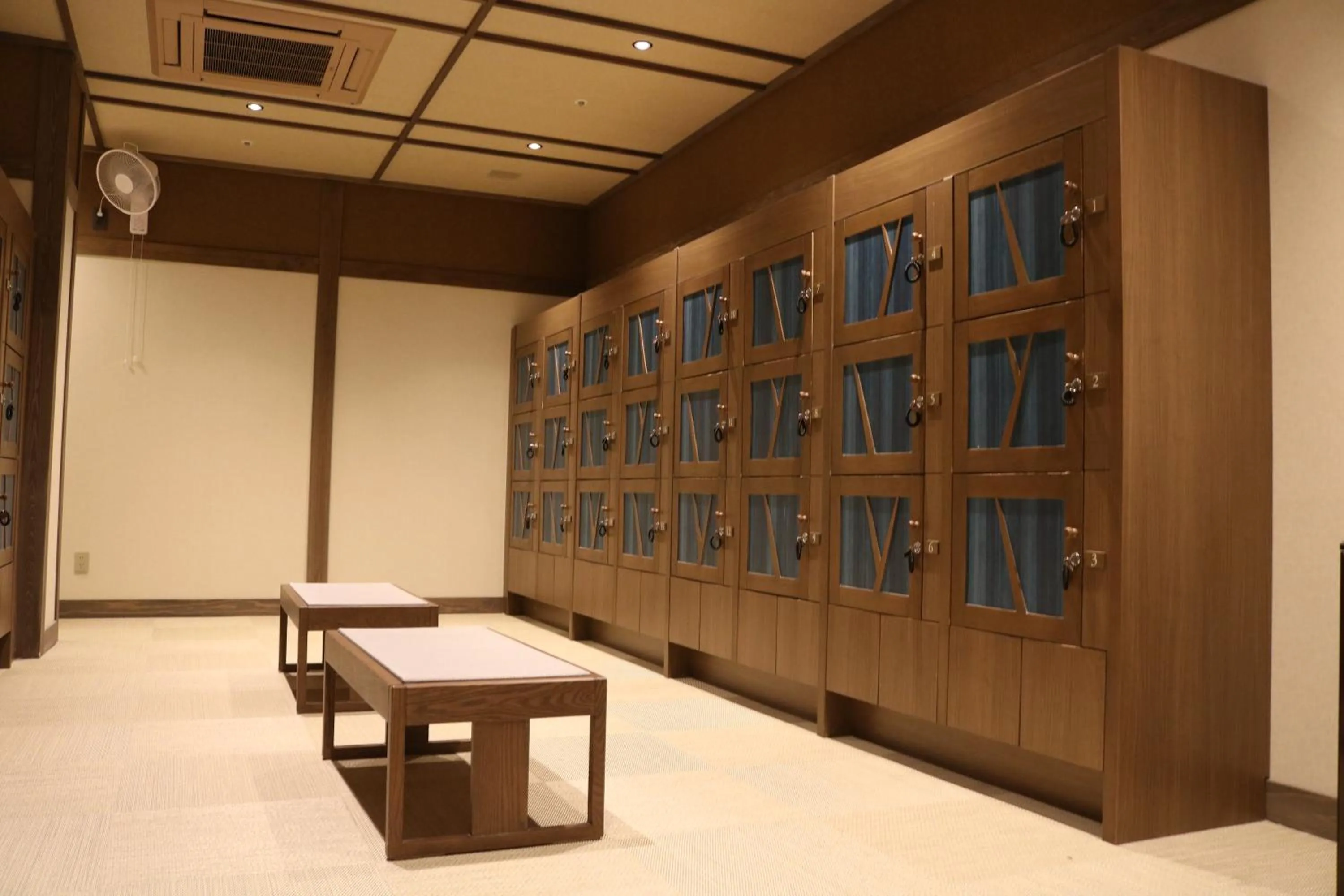 Hot Spring Bath in Jozankei Onsen Yurakusoan