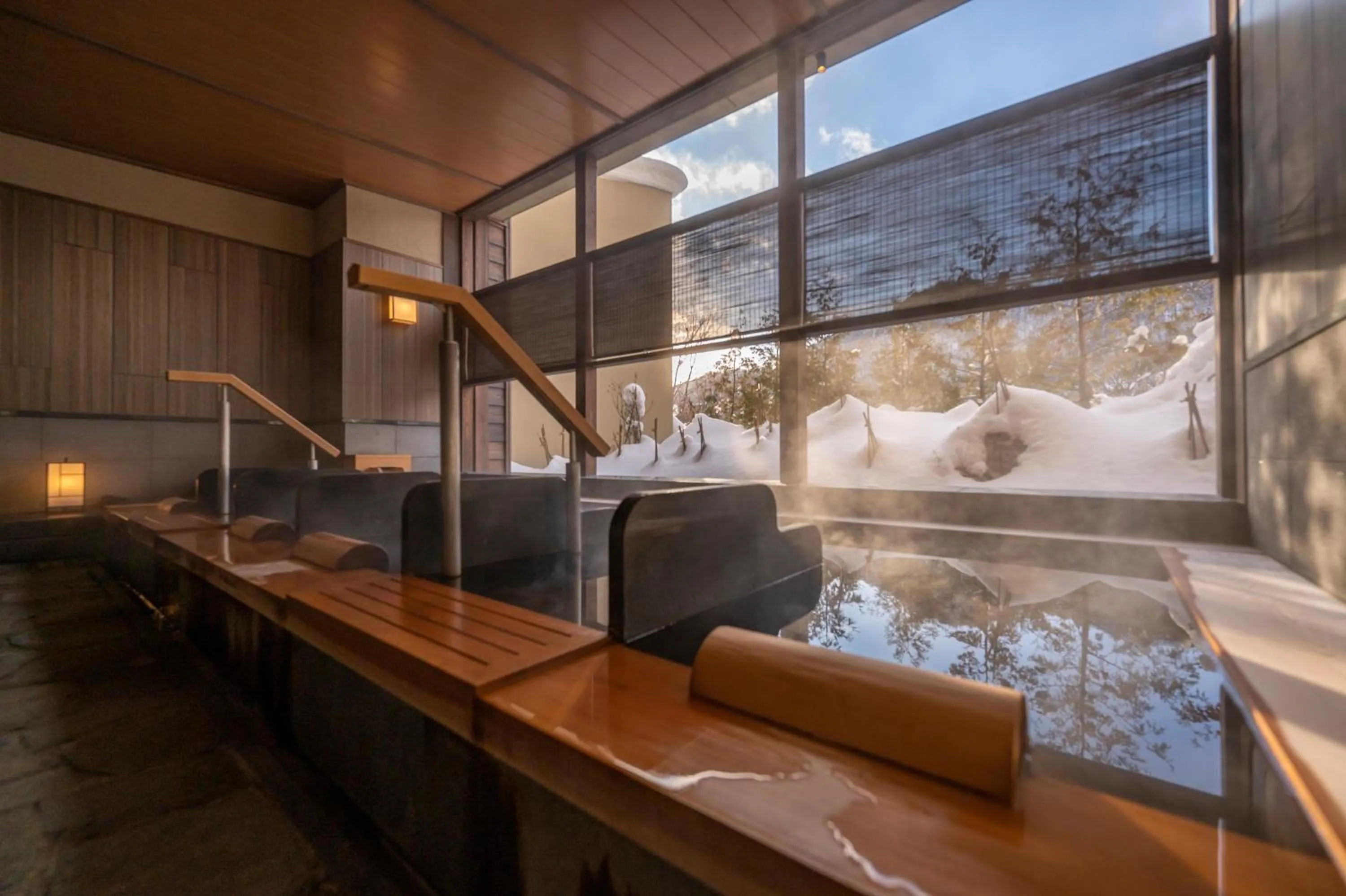 Open Air Bath in Jozankei Onsen Yurakusoan