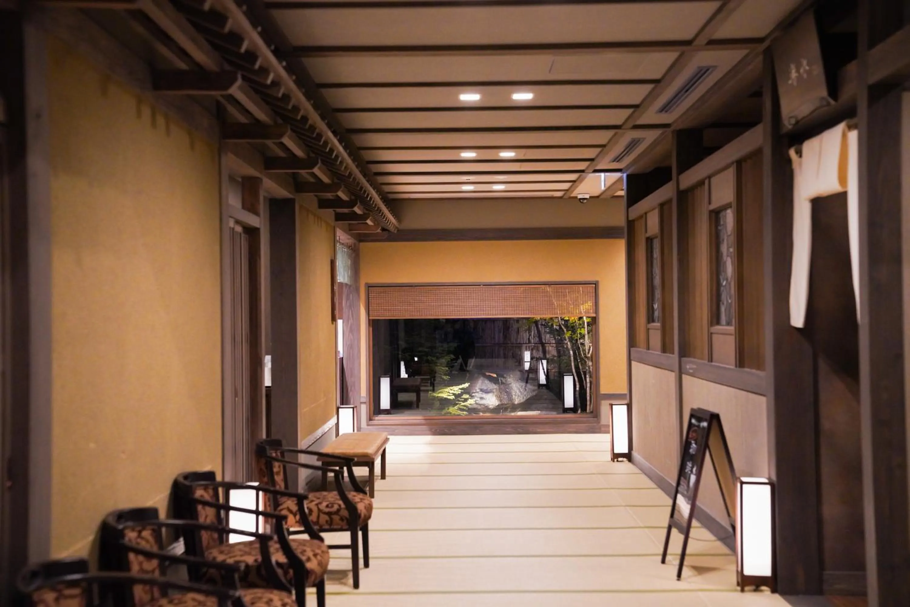 Area and facilities in Jozankei Onsen Yurakusoan