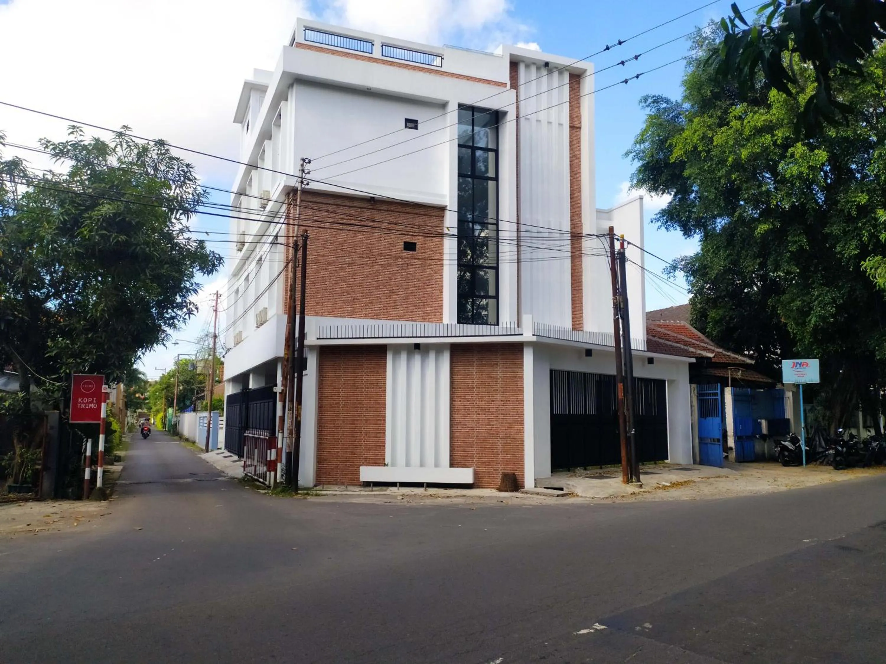 Property building in Urbanview Badran Residence Syariah Manahan