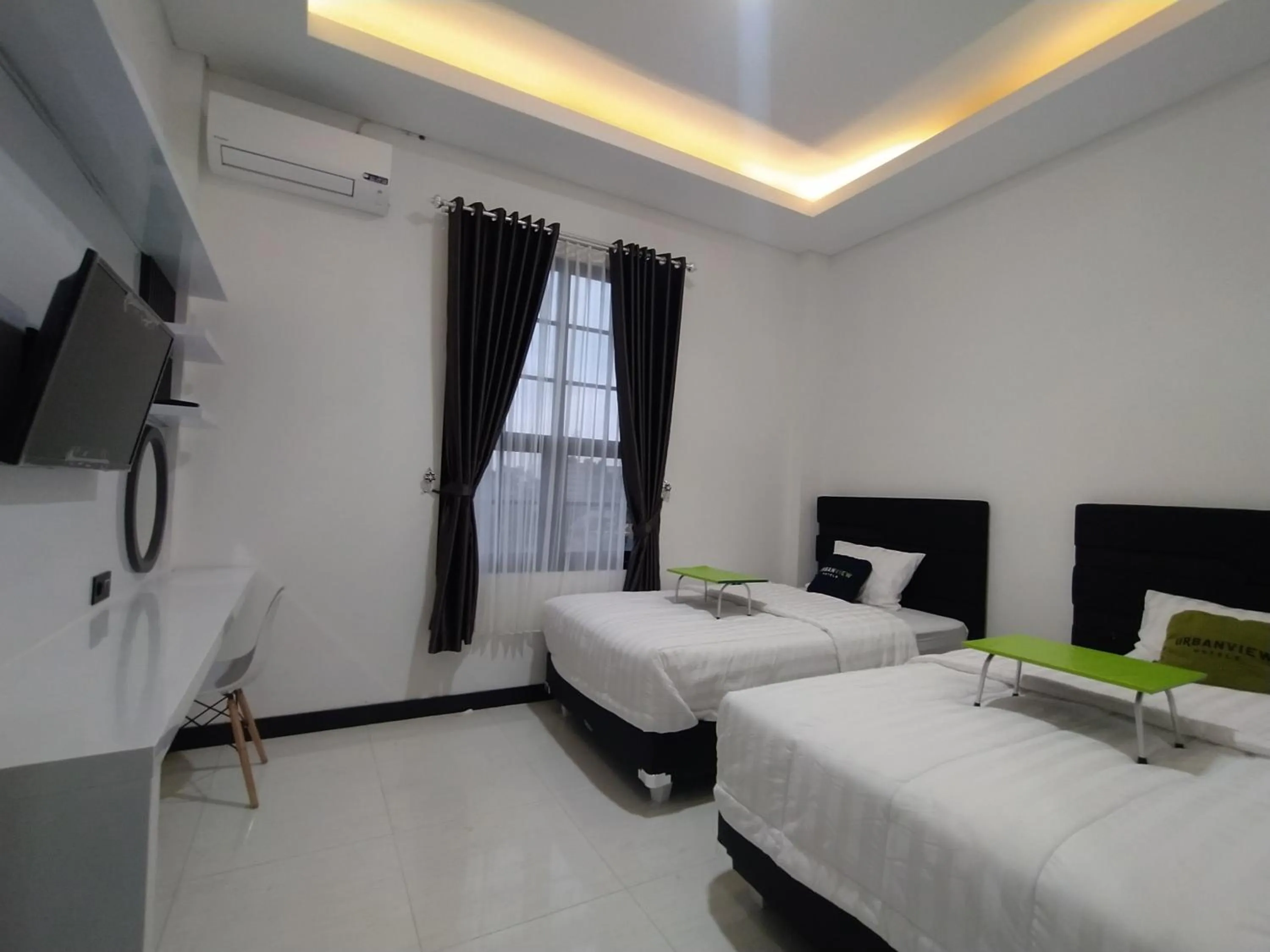 Bedroom, Bed in Urbanview Badran Residence Syariah Manahan