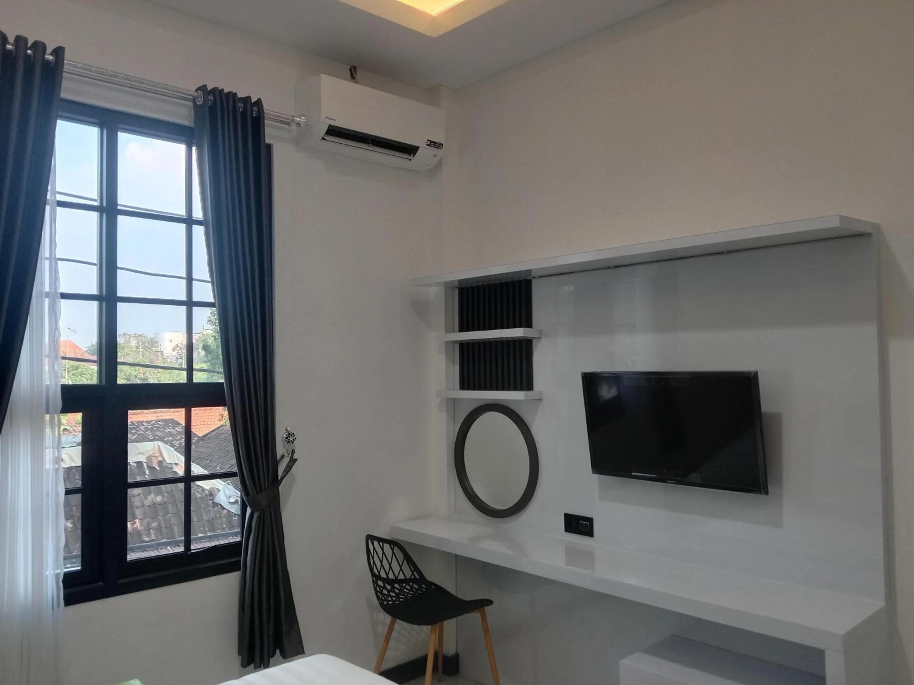 TV and multimedia in Urbanview Badran Residence Syariah Manahan