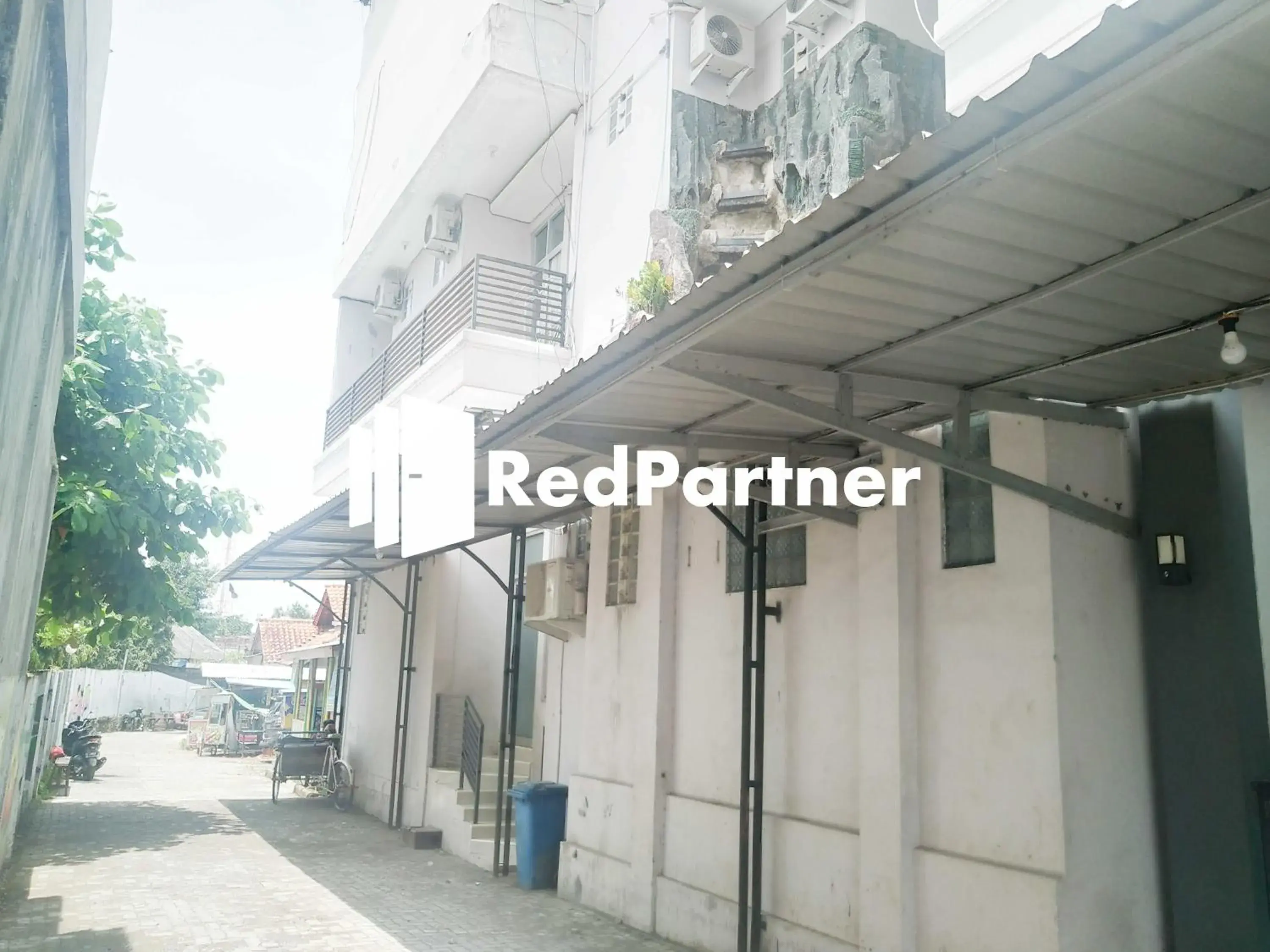 Property building in Riyani Residence At Jalan Ahmad Yani Pemalang Mitra RedDoorz Property building in Riyani Residence At Jalan Ahmad Yani Pemalang Mitra RedDoorz