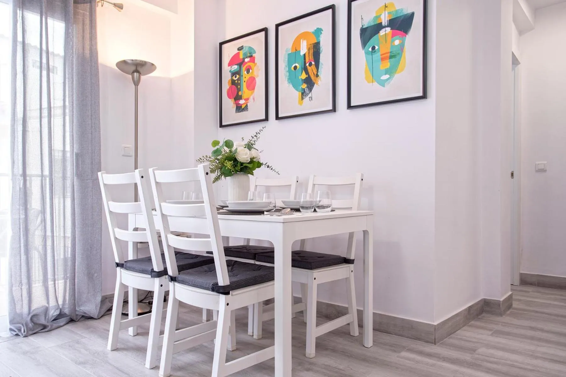 Dining area in Rosa Marbella