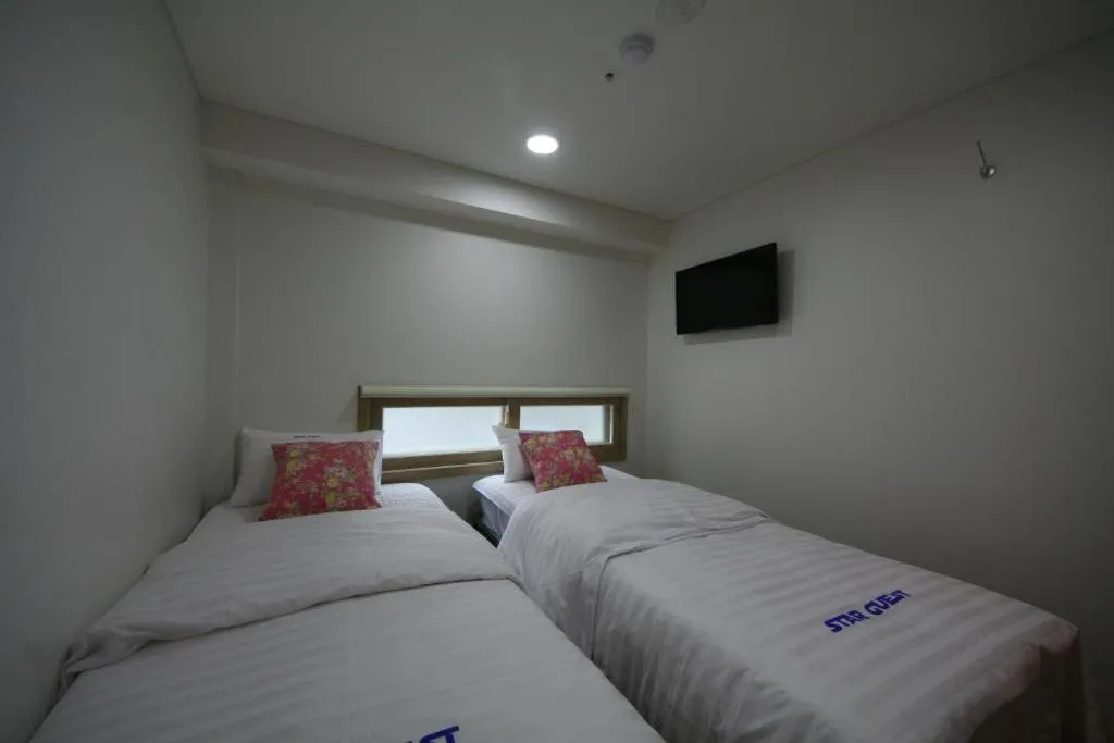 Bed in Star Guest House