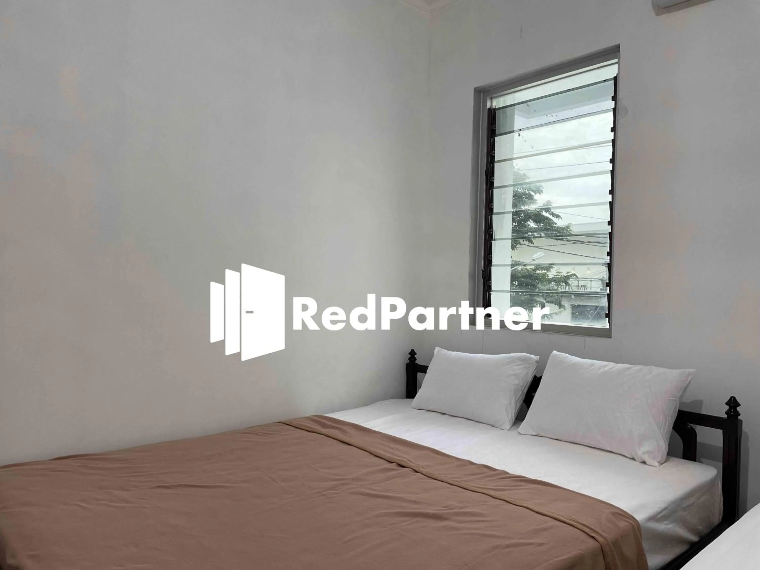 Bedroom, Bed in Hotel Pusponjolo Syariah Semarang Mitra RedDoorz