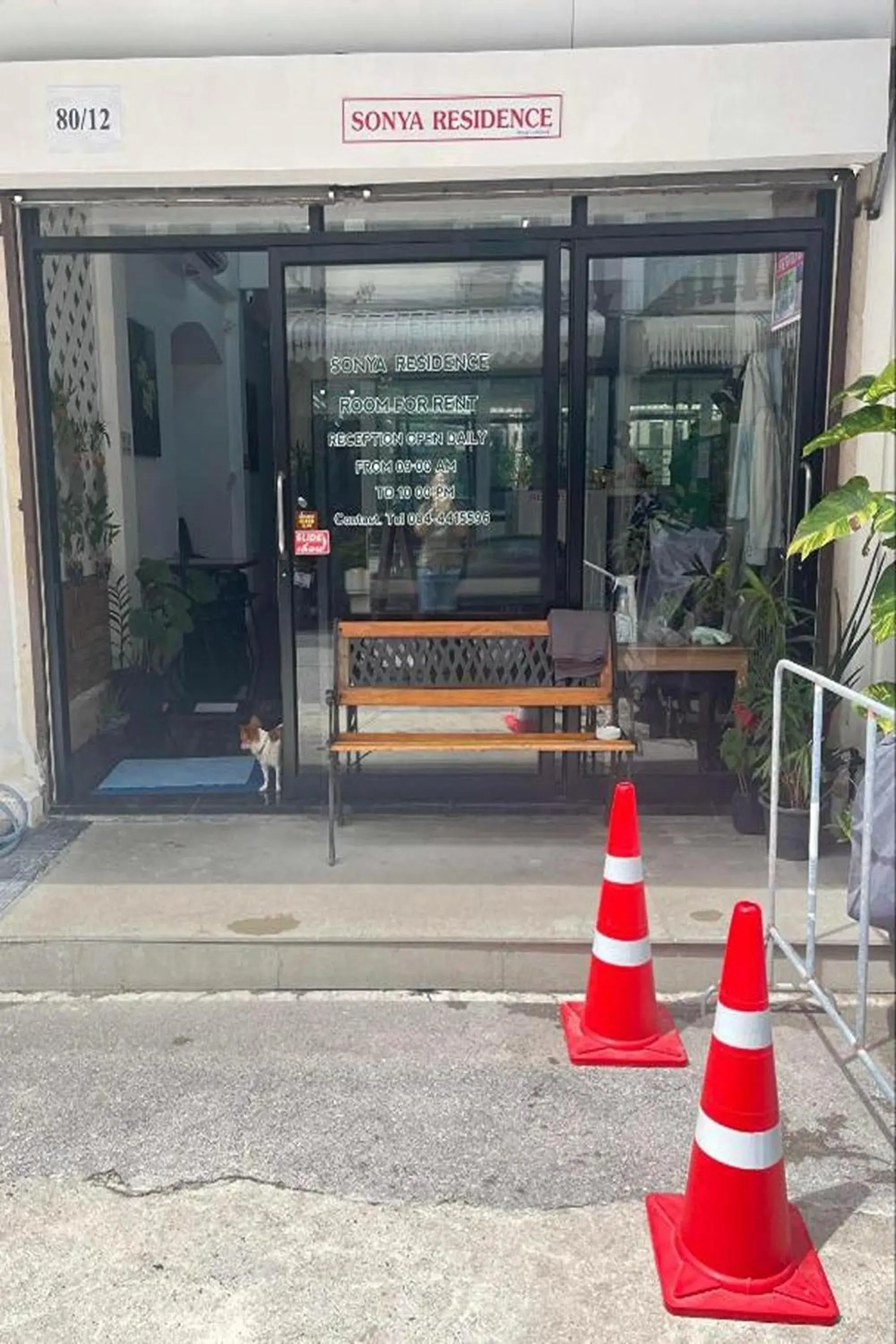 Restaurant/places to eat in Sonya Residence Restaurant/places to eat in Sonya Residence