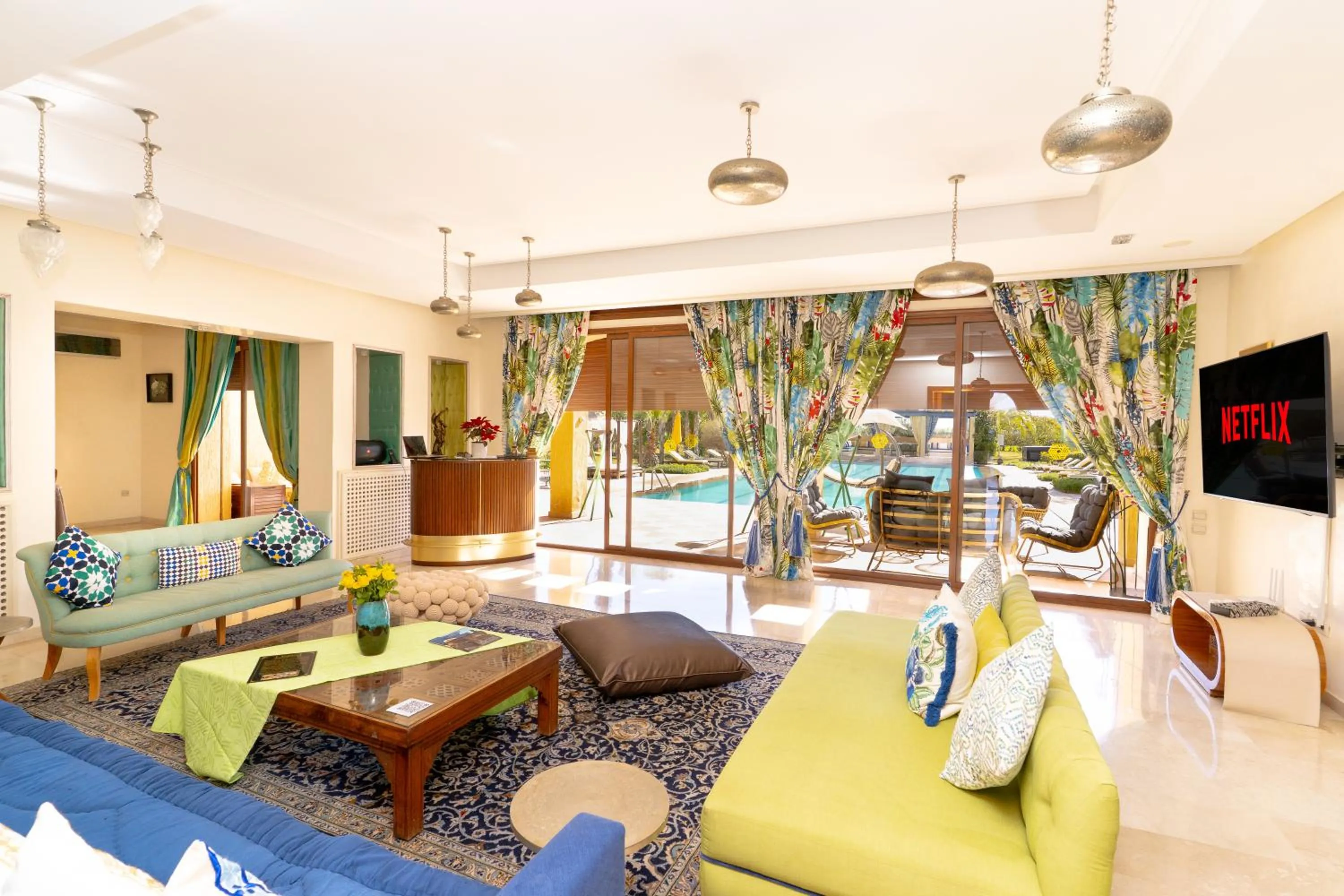 Communal lounge/ TV room in Palais les sources de l'atlas, Padel & spa