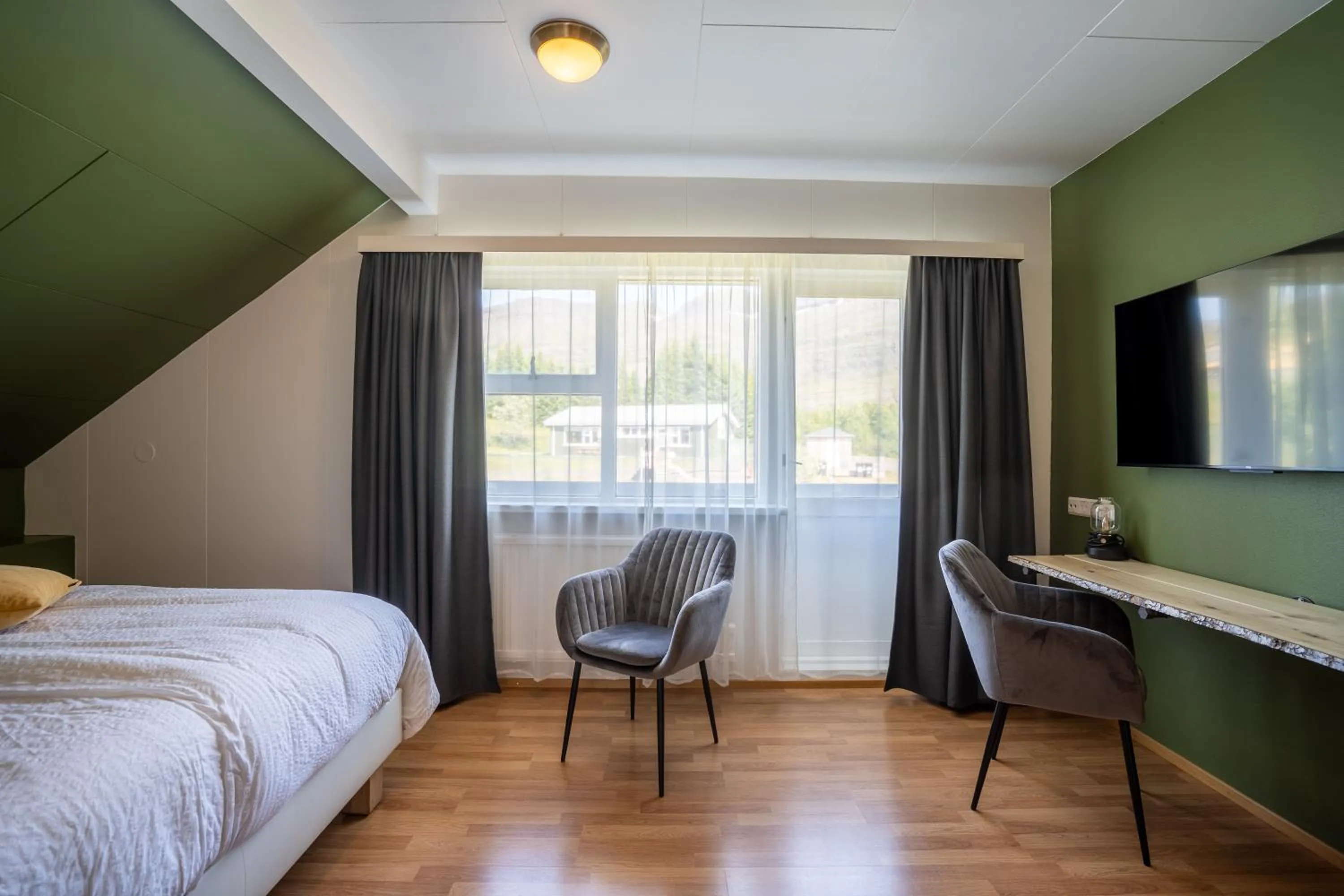 Bed in Hotel Breiddalsvik