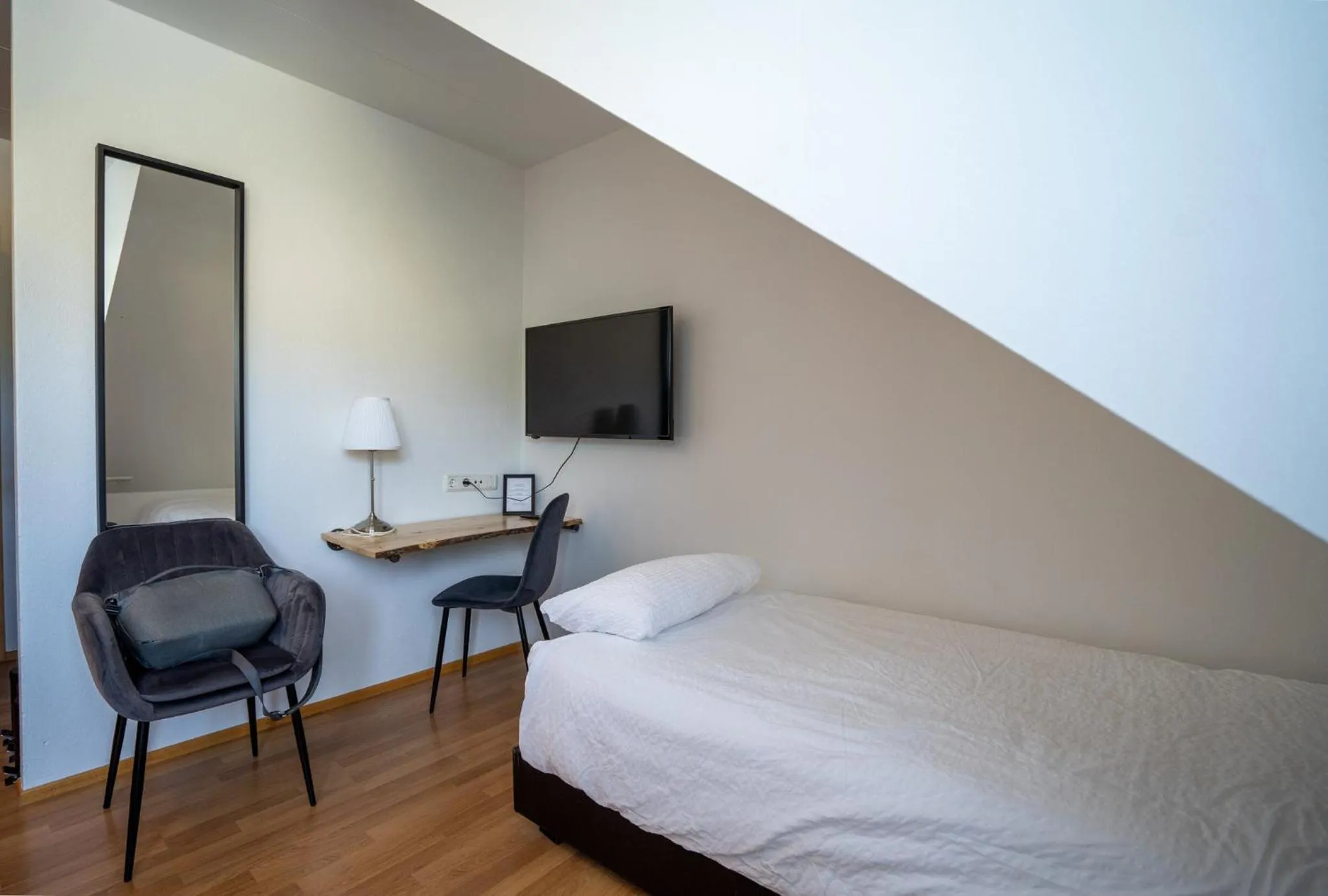 Bedroom, Bed in Hotel Breiddalsvik