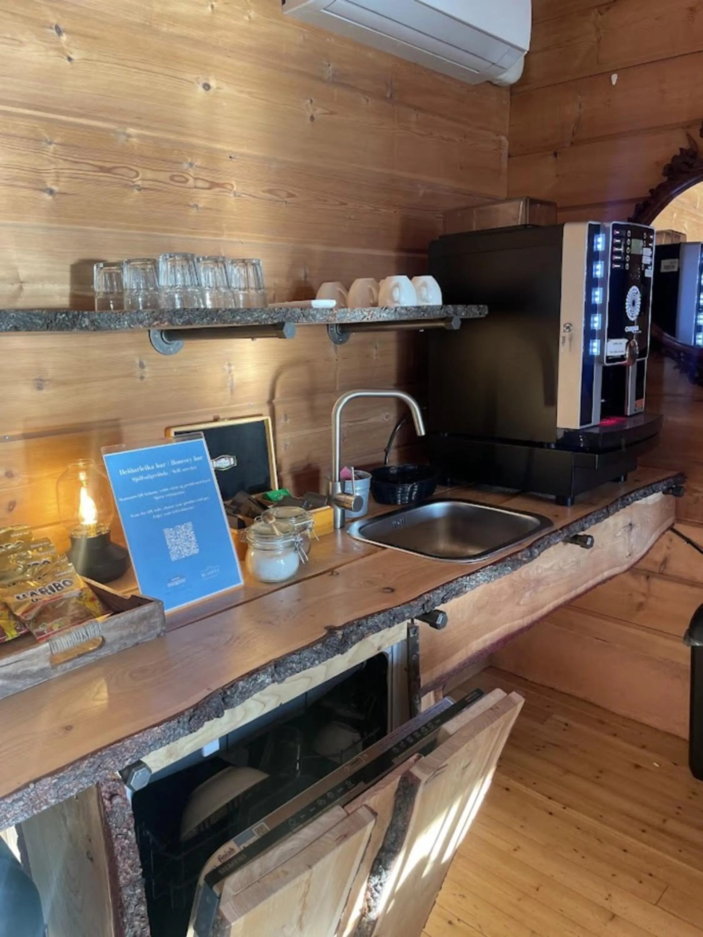 kitchen in Hotel Breiddalsvik