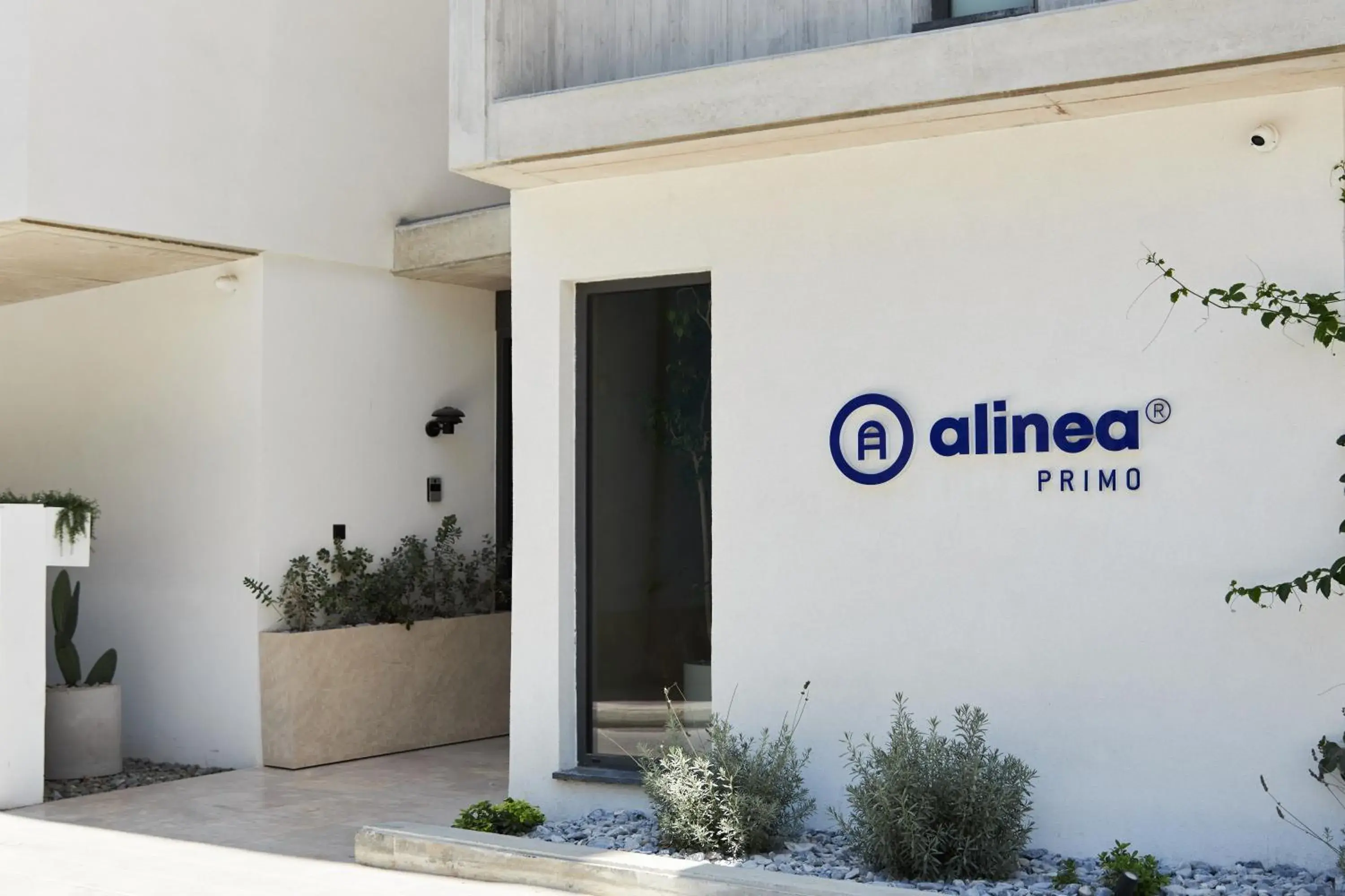 Facade/entrance in Alinea Primo Historic Center Facade/entrance in Alinea Primo Historic Center