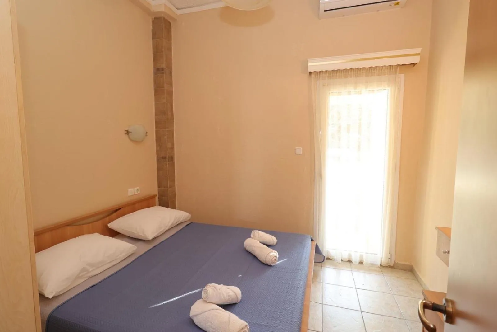 Bed in Apartments Spartacus