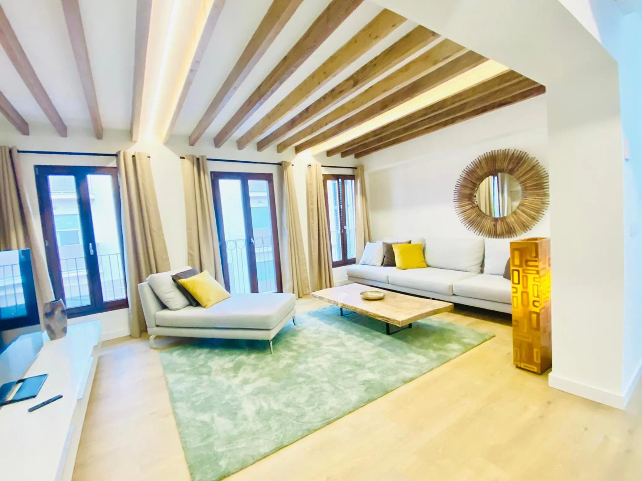 Hotel-Apartment with big terrace