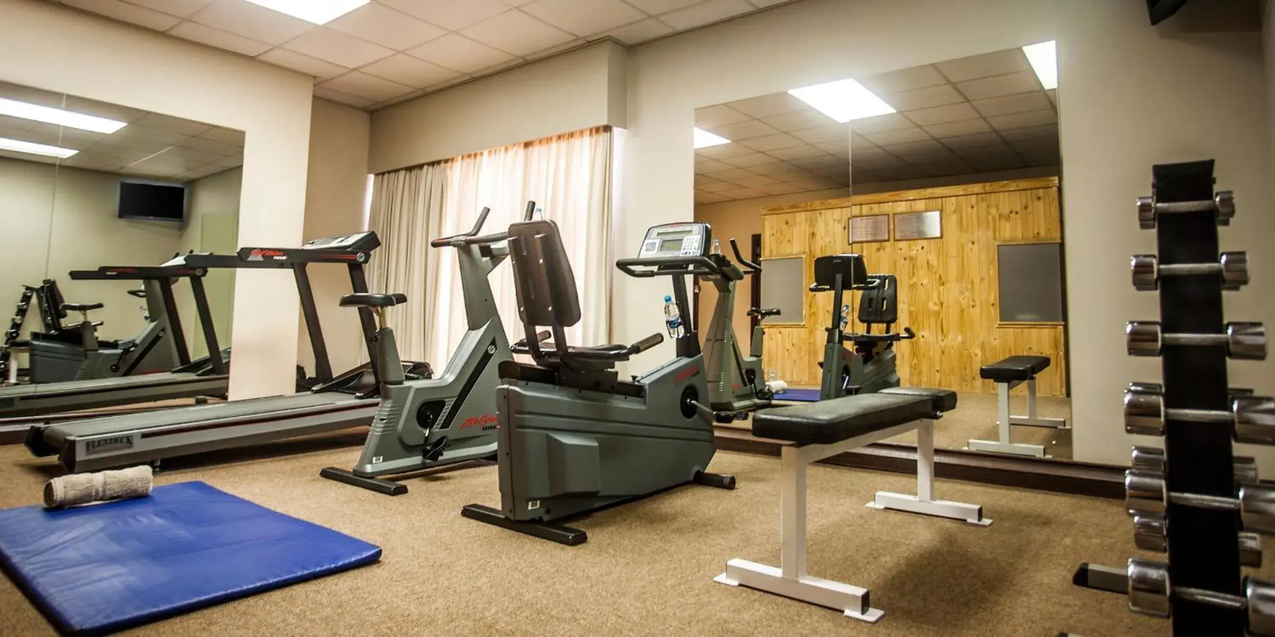 Fitness centre/facilities in Blackrock Hotel Fitness centre/facilities in Blackrock Hotel