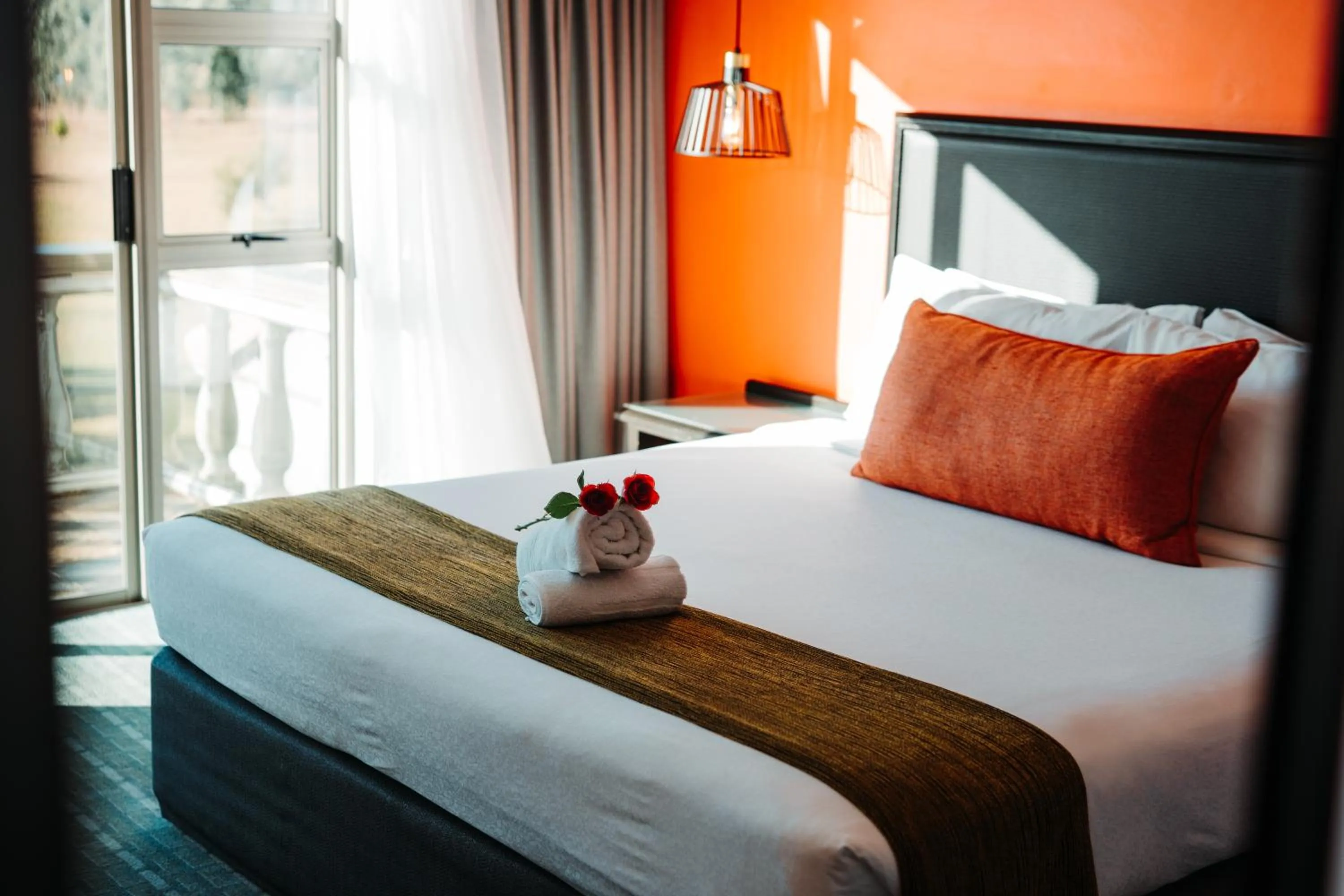 Balcony/Terrace, Bed in Blackrock Hotel