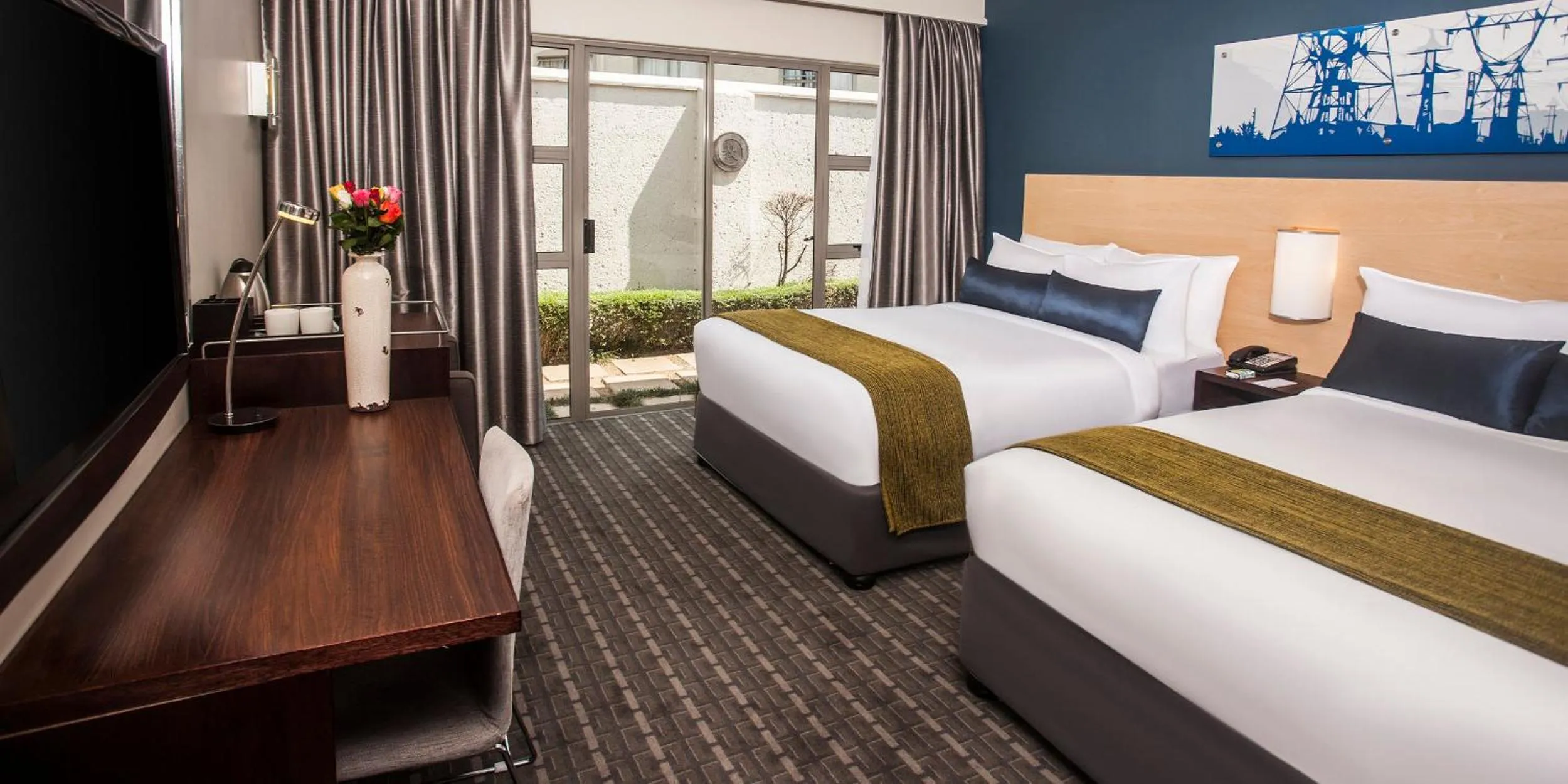 Bed in Blackrock Hotel