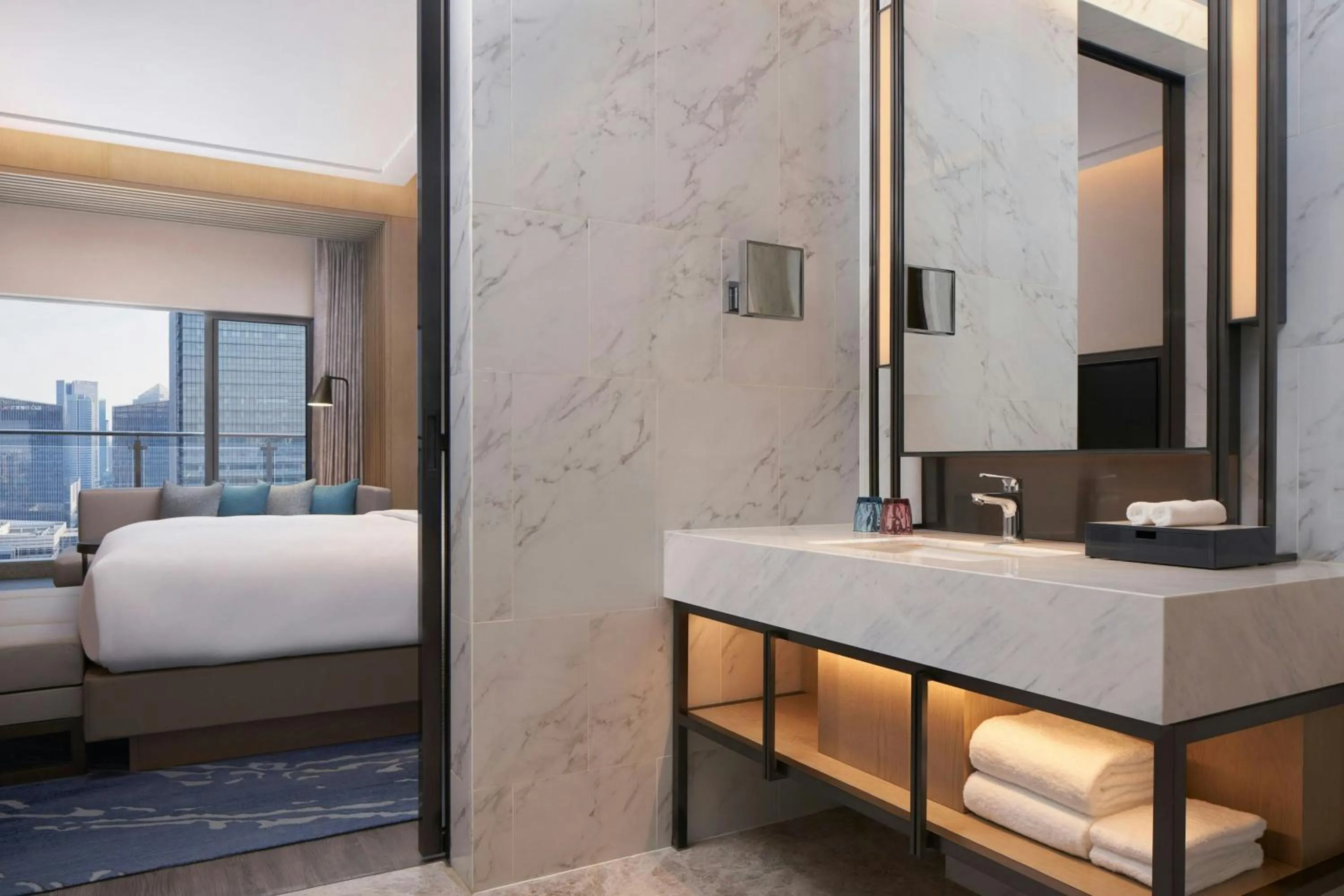 Bathroom, Bed in Courtyard by Marriott Foshan