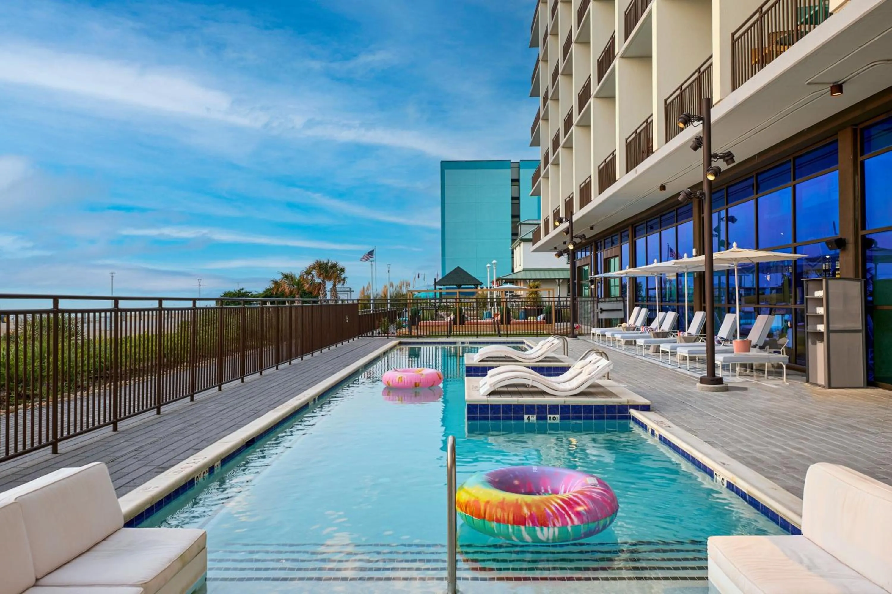 Swimming pool in Moxy Virginia Beach Oceanfront